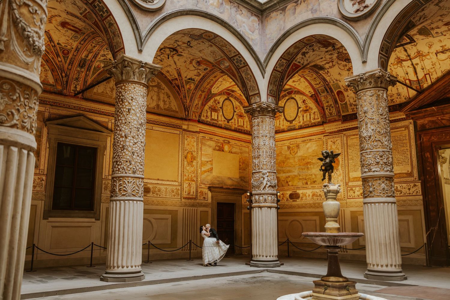eloping couple in florence, italy tuscany elopement at palazzo vecchio