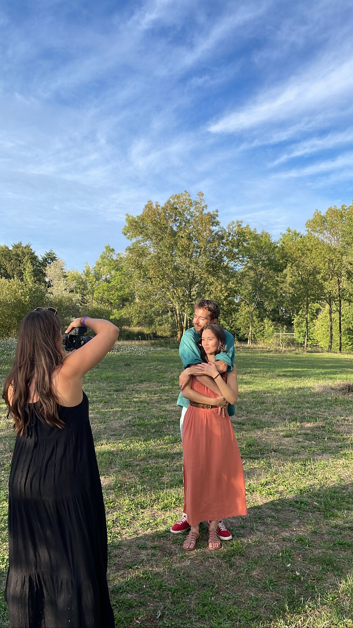 Photographie de moi-même en action sur un shooting couple prise lors d'une prestation photographique pour un PACS à Tours.