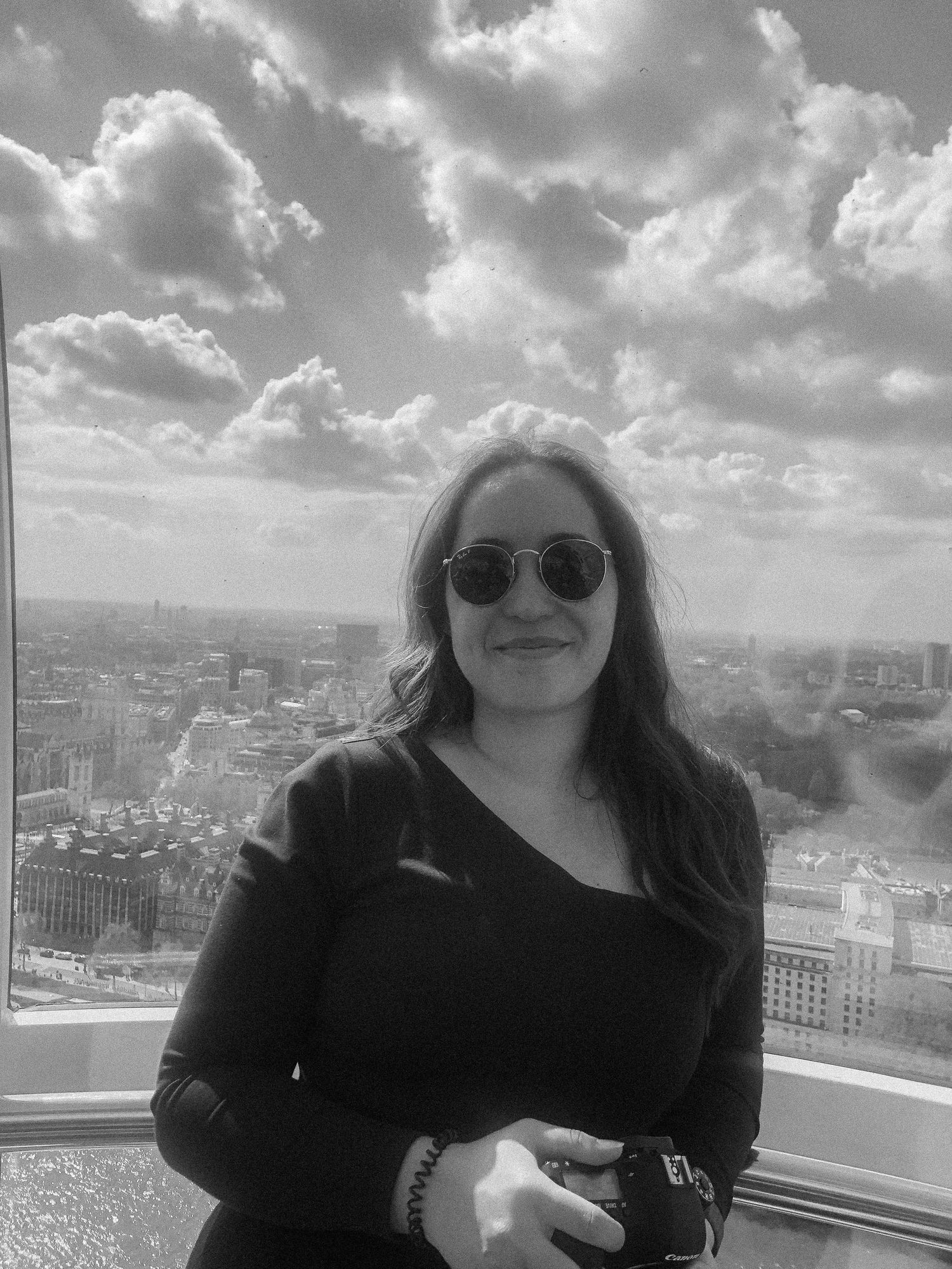 Photo de moi-même lors d'un de mes nombreux voyages à Londres.