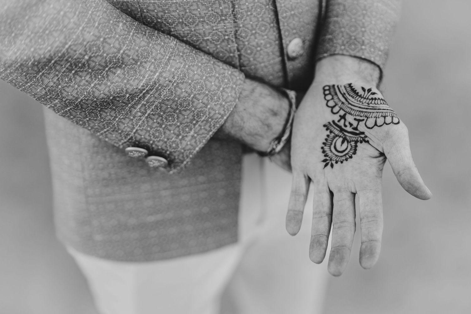 Destination Hindu wedding, Mehndi or Mehendi photos with David Jesse Photo, Wedding Photographer