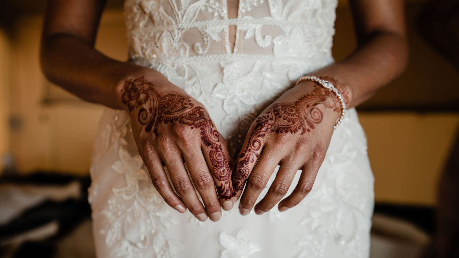 Destination Hindu wedding, Mehndi or Mehendi photos with David Jesse Photo, Wedding Photographer