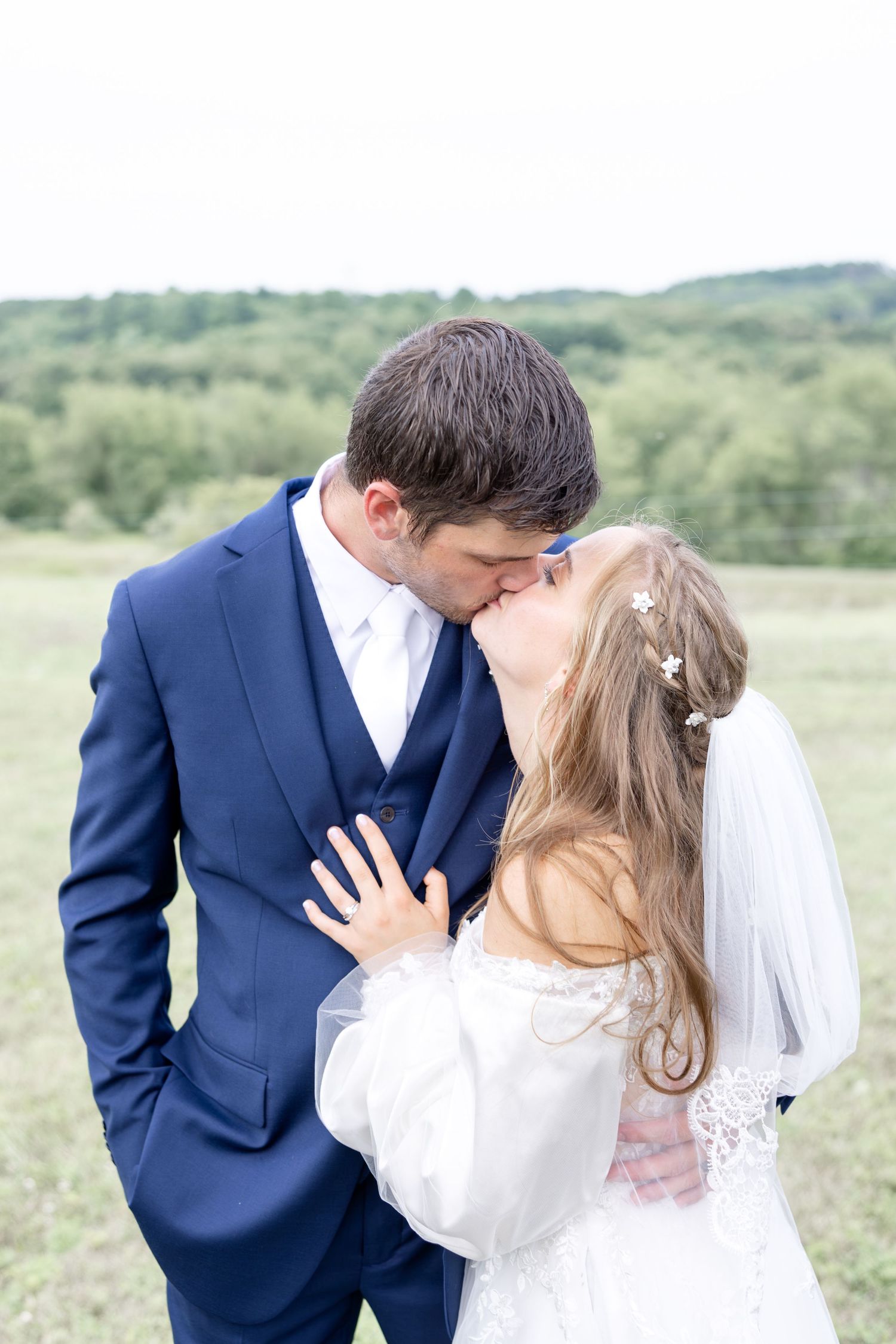 Romantic summer wedding in Northeast Ohio at Heartland on Heritage by Julia and Sean Photography, husband-and-wife wedding photographers.