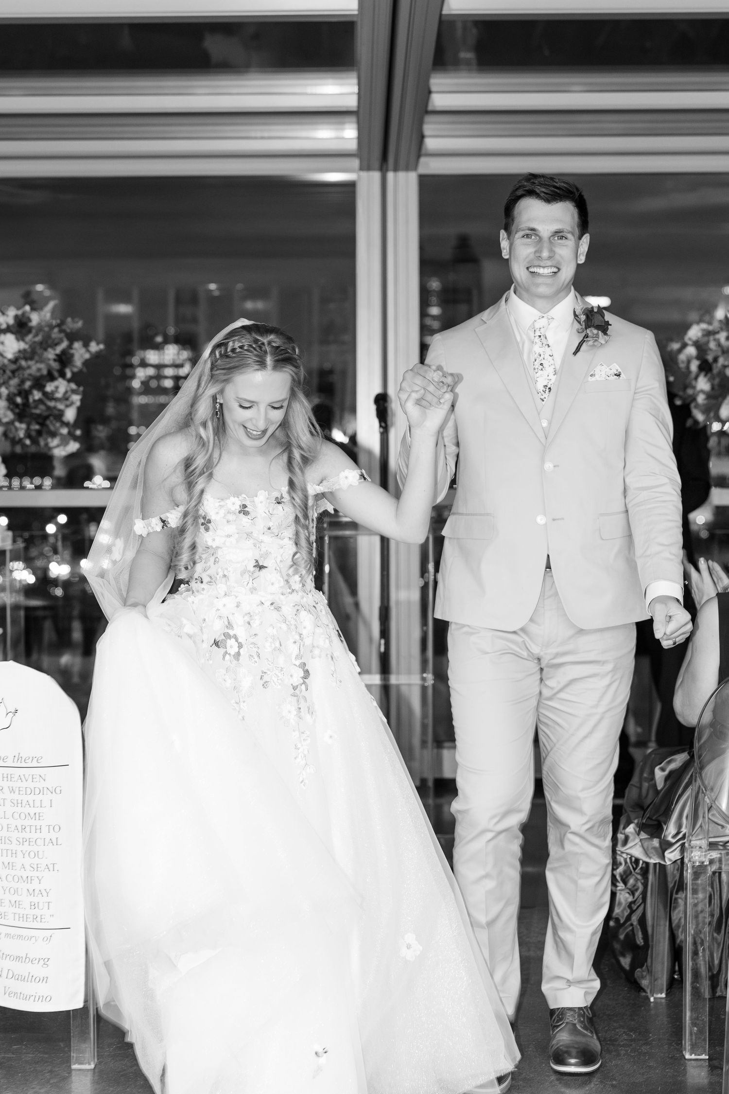 Timeless rooftop wedding at Revery in Columbus by Julia and Sean Photography, serving Dayton, Columbus & Cincinnati.