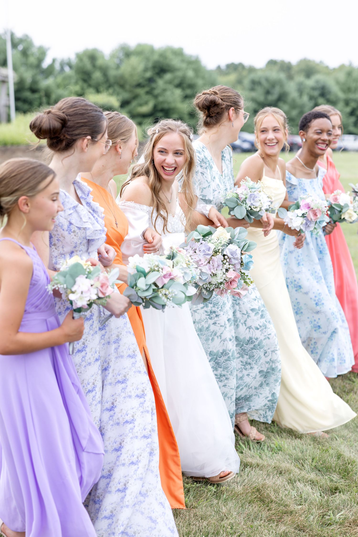 Romantic summer wedding in Northeast Ohio at Heartland on Heritage by Julia and Sean Photography, husband-and-wife wedding photographers.