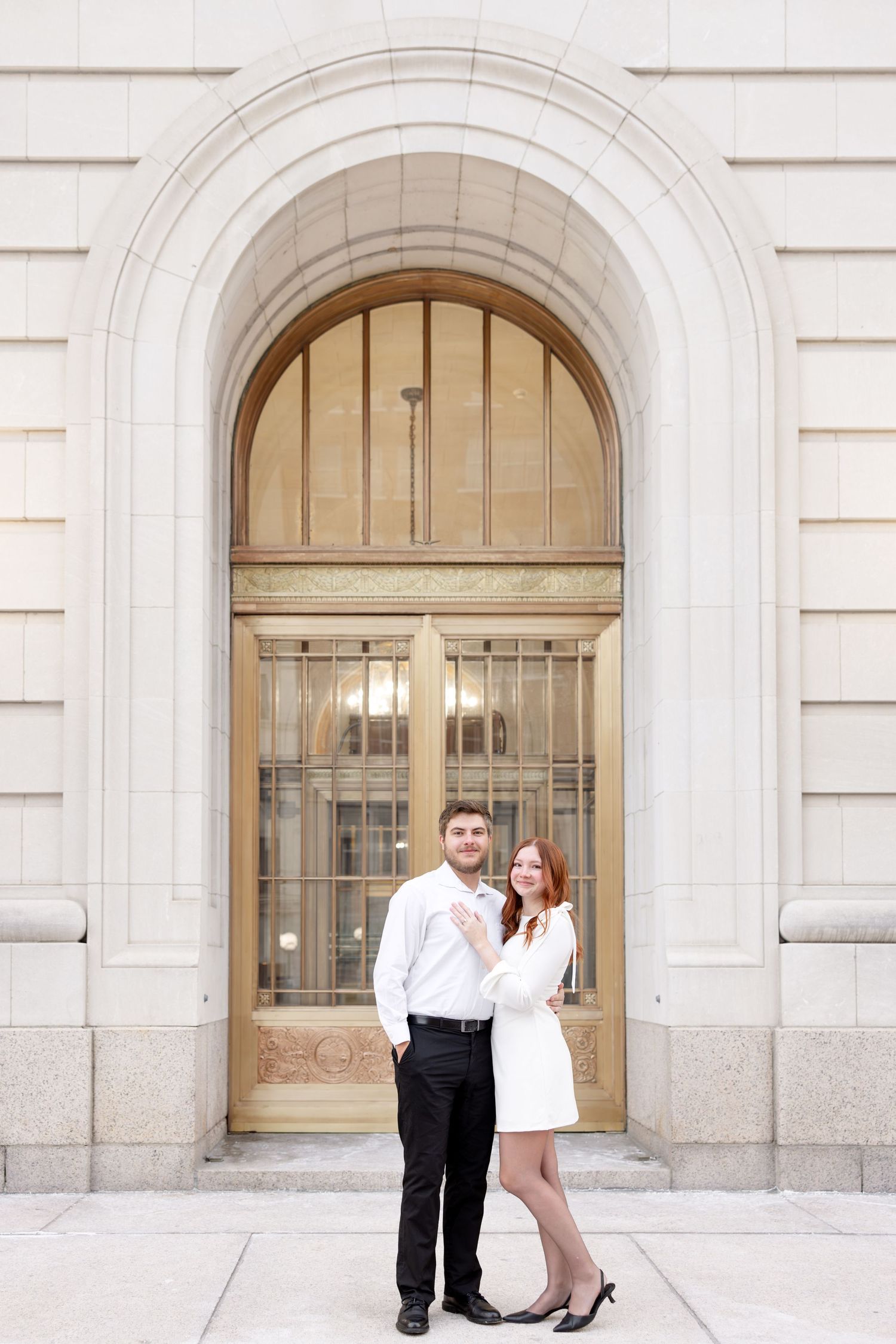 Cincinnati engagement photographer | Julia & Sean Photography | Light and airy wedding photography in Ohio, Kentucky, Tennessee & beyond.