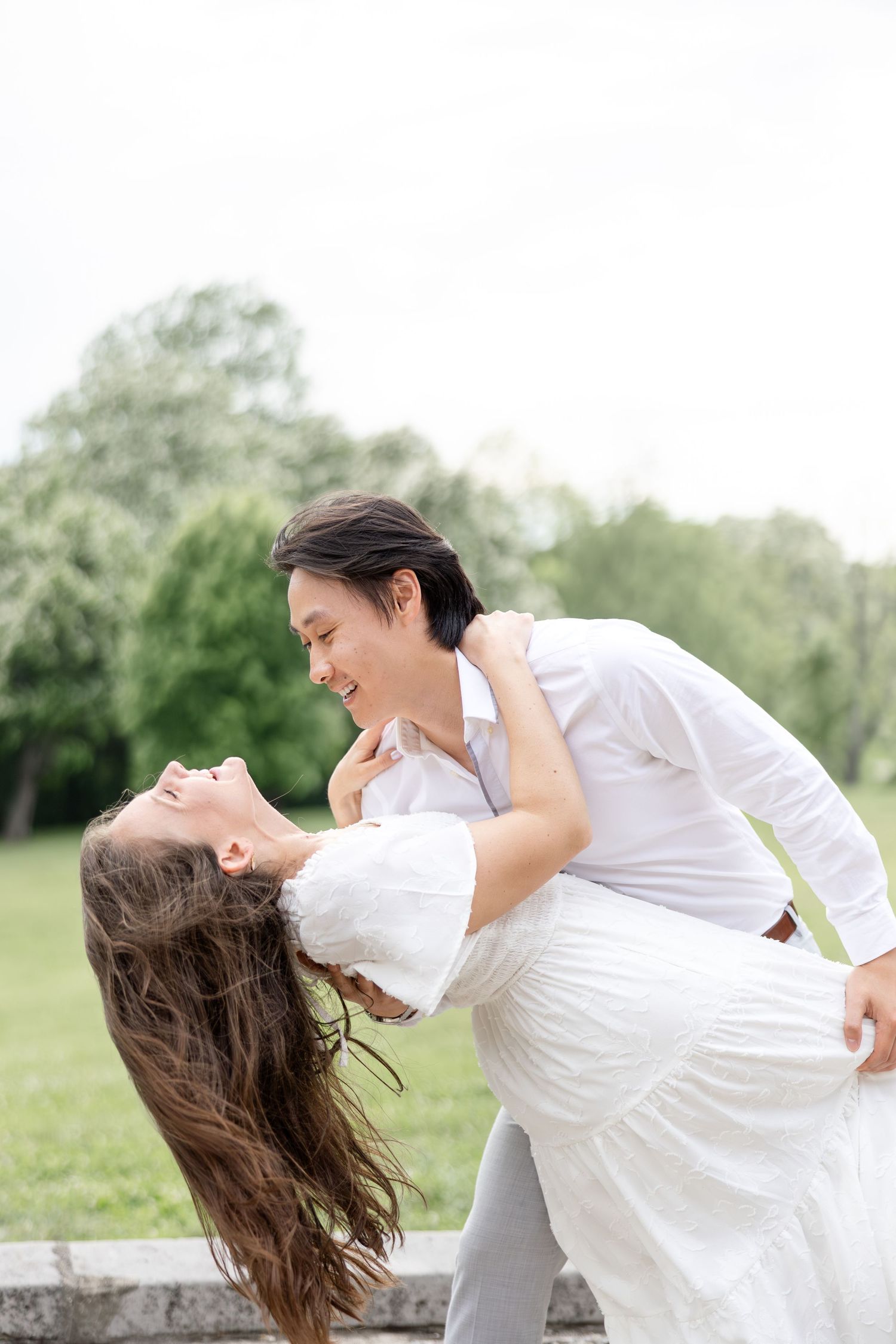 Romantic engagement photos at Mt. Echo Park overlooking the Cincinnati skyline in Cincinnati, Ohio by Julia and Sean Photography