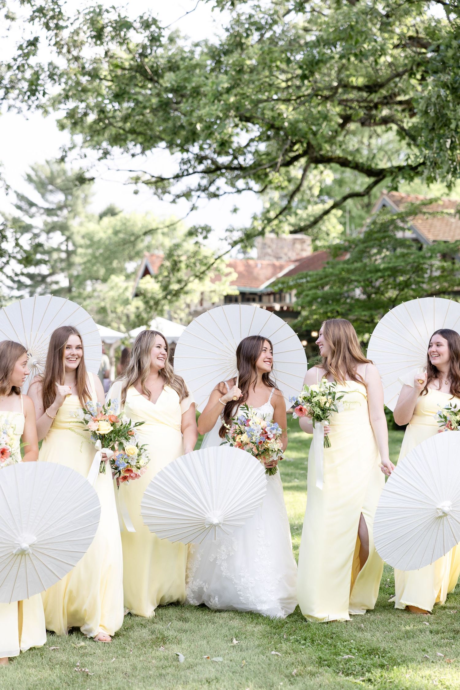 Elegant summer wedding at The Beverly Mansion in Marengo, Ohio captured by Dayton wedding photographers Julia & Sean Photography.