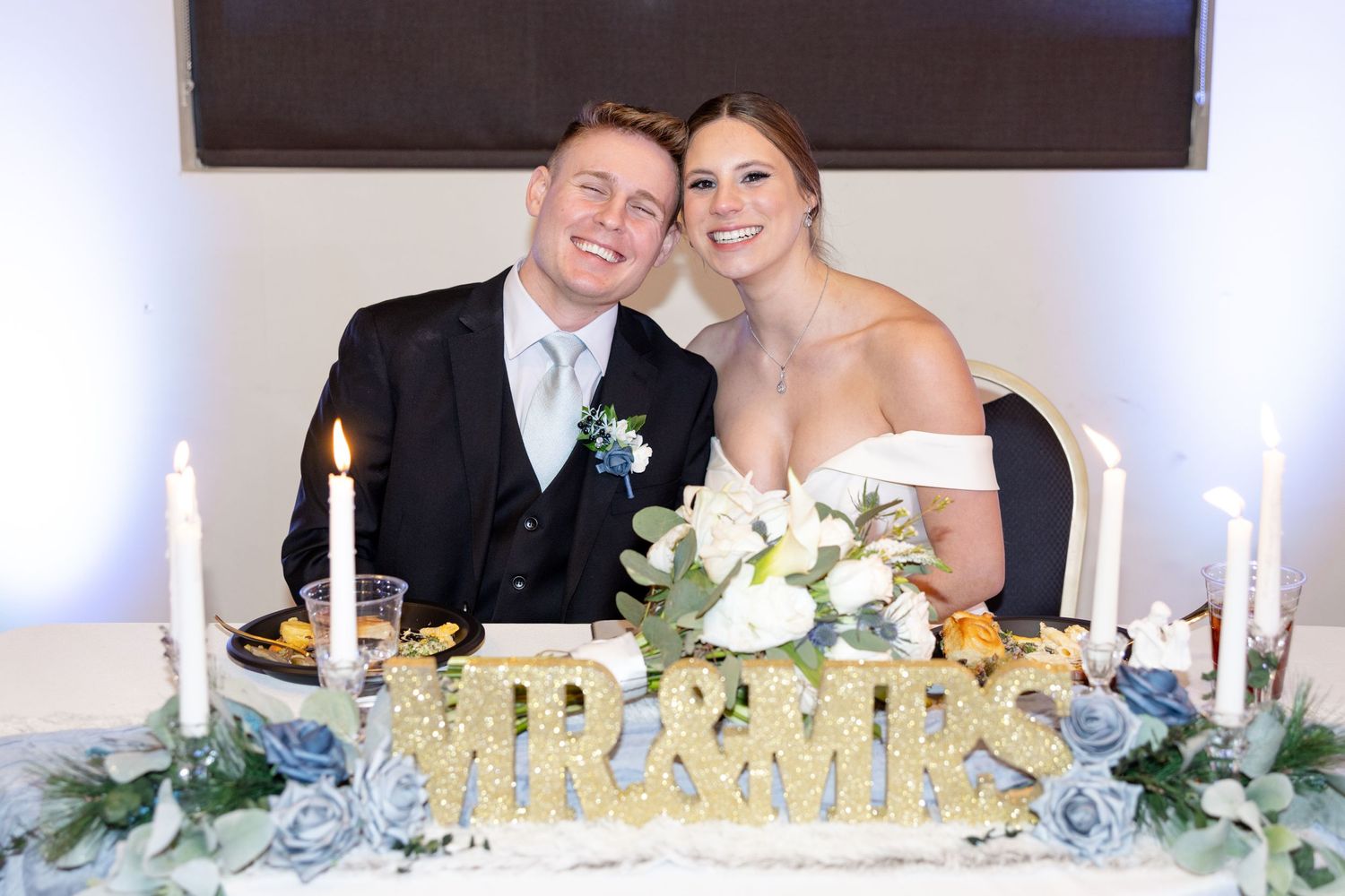 Light and airy wedding photography by Julia and Sean Photography, husband-and-wife photographers serving joyful brides in Dayton, Cincinnati