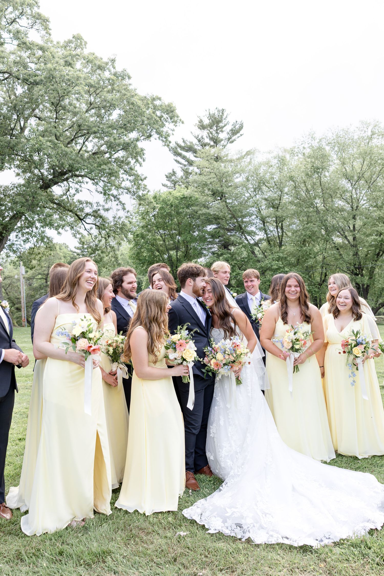 Elegant summer wedding at The Beverly Mansion in Marengo, Ohio captured by Dayton wedding photographers Julia & Sean Photography.