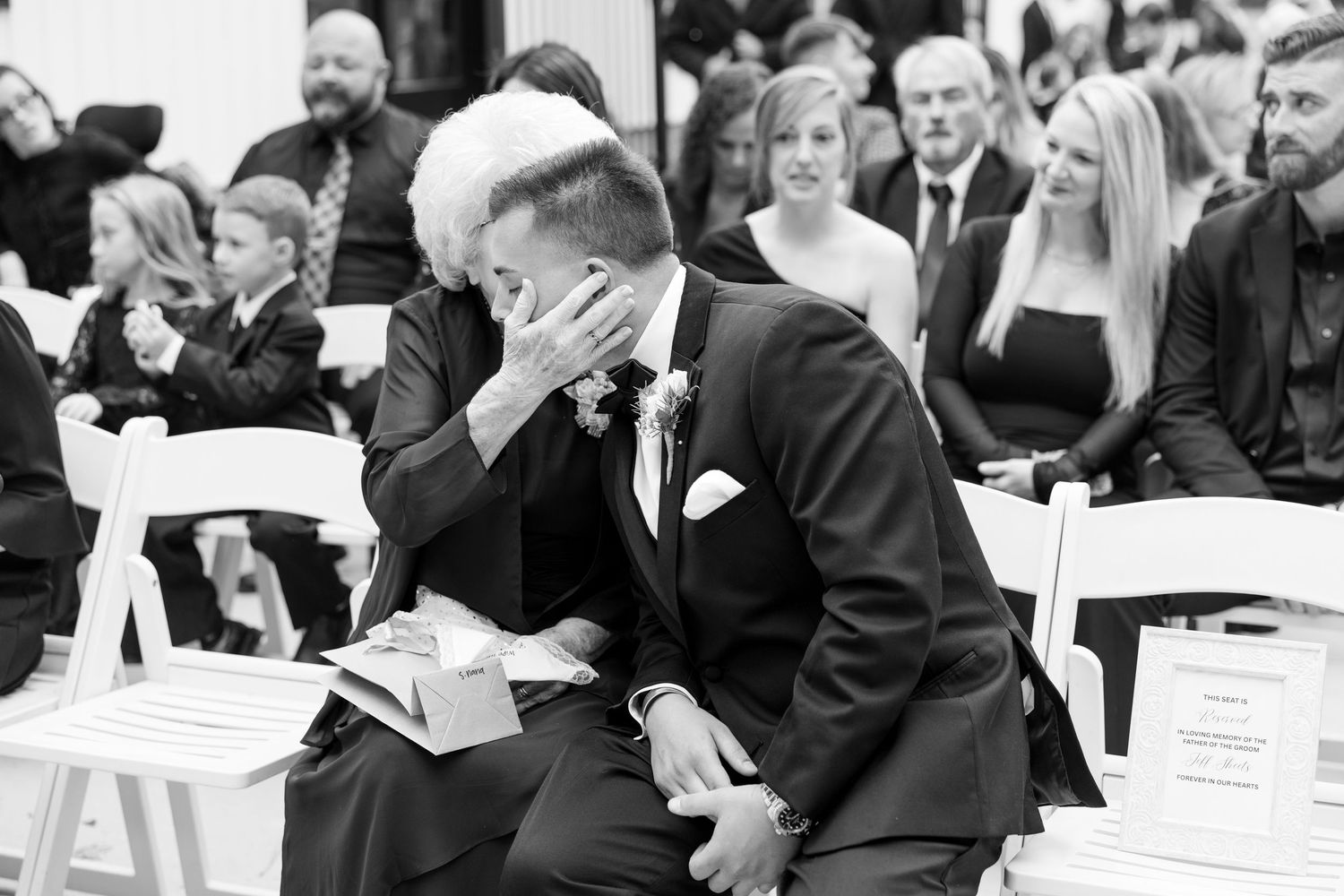 Elegant wedding at The Upton House in Guntersville, Alabama featuring a joyful bride and groom and timeless southern elegance.
