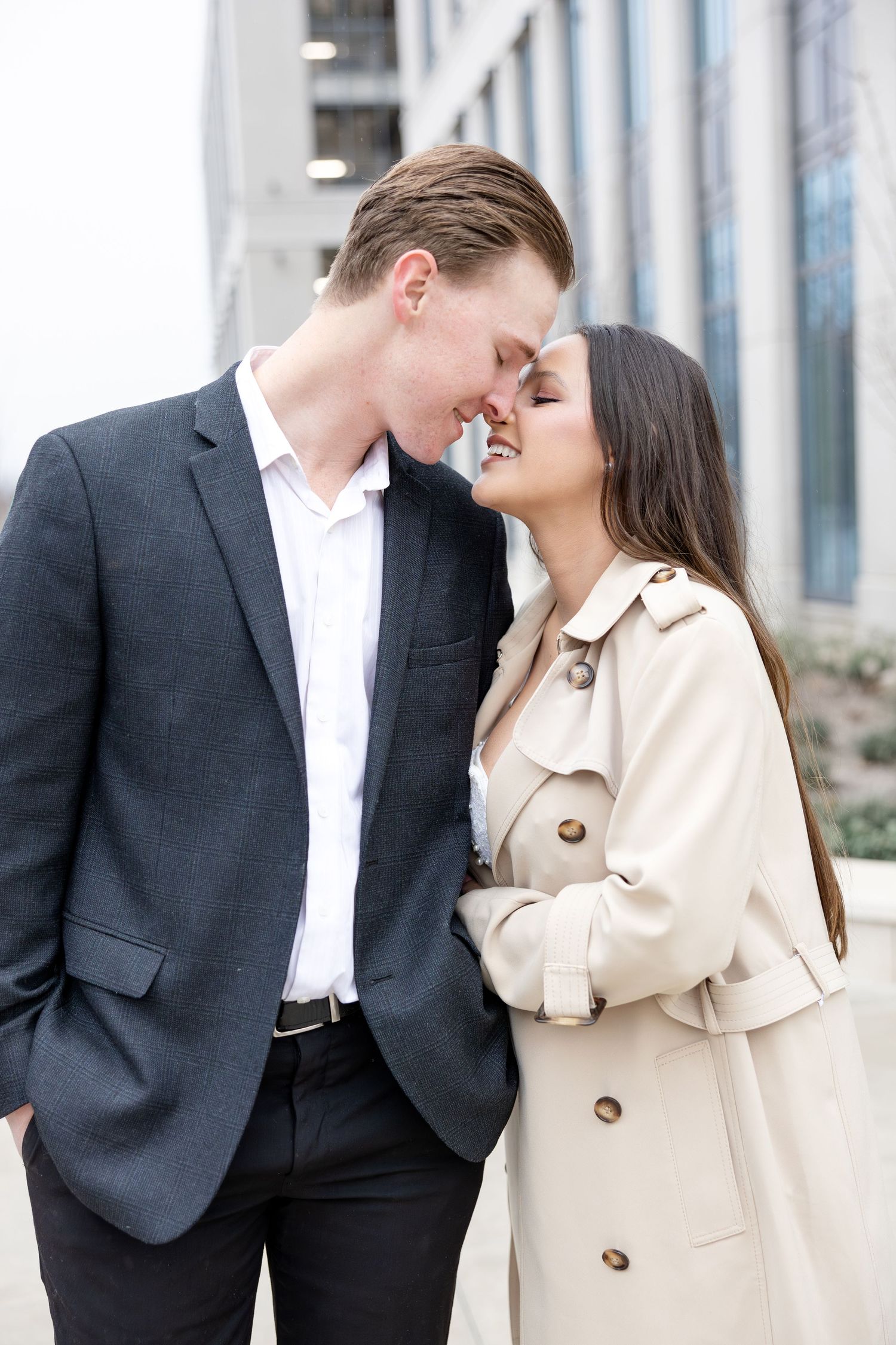 Huntsville engagement photographer | Julia & Sean Photography | Light and airy wedding photography capturing joyful, timeless moments.