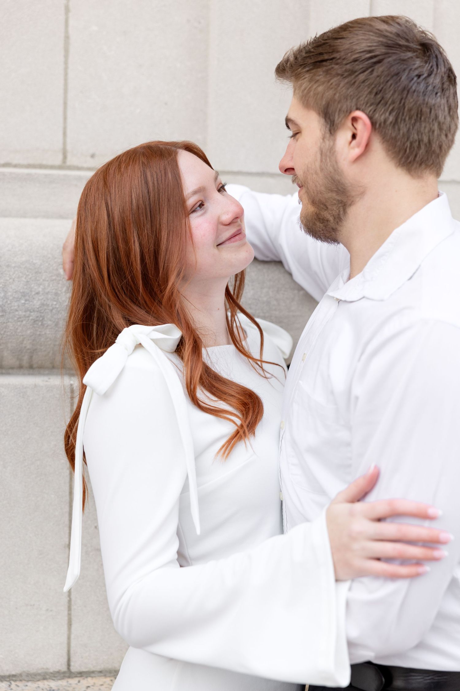 Cincinnati engagement photographer | Julia & Sean Photography | Light and airy wedding photography in Ohio, Kentucky, Tennessee & beyond.
