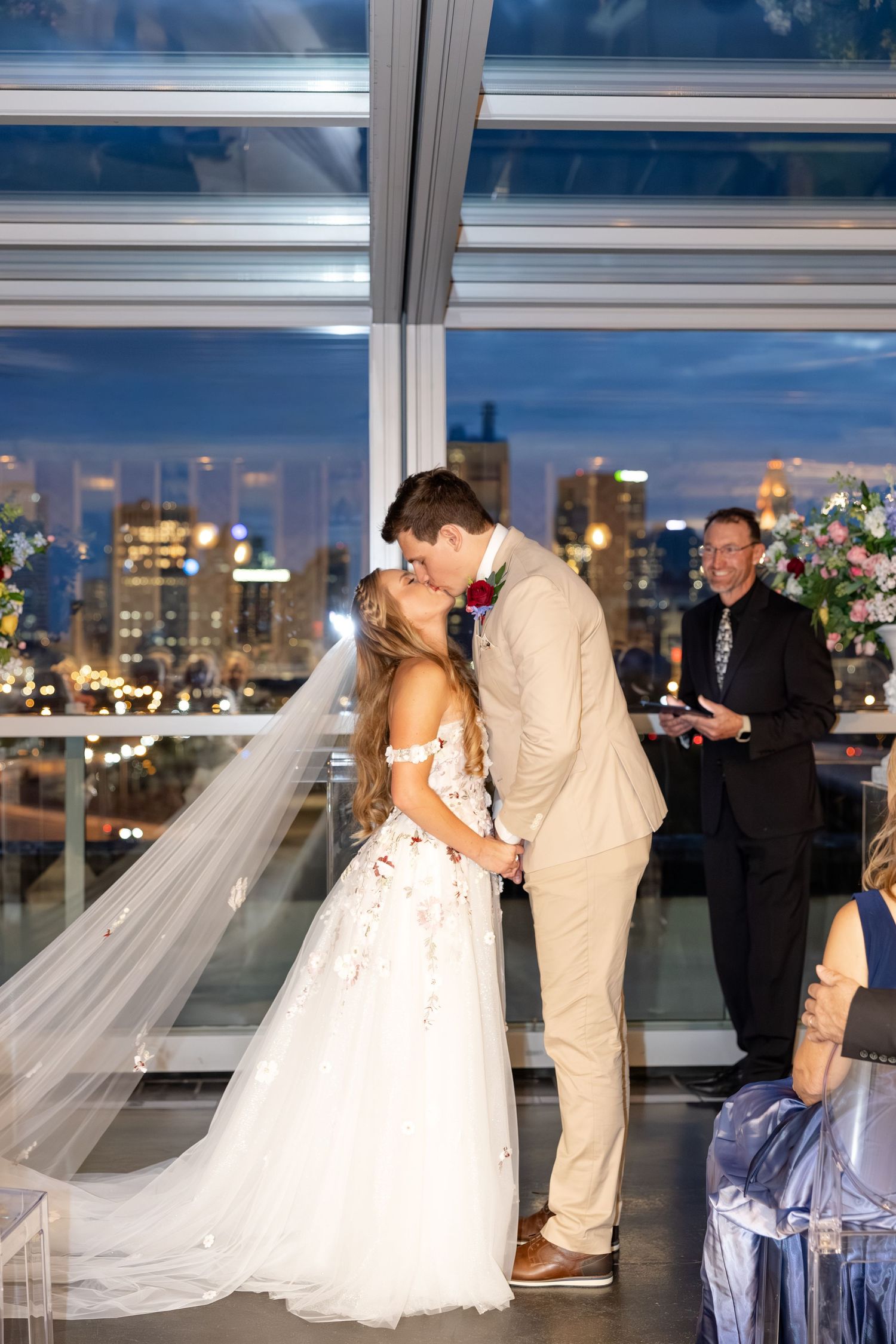 Timeless rooftop wedding at Revery in Columbus by Julia and Sean Photography, serving Dayton, Columbus & Cincinnati.