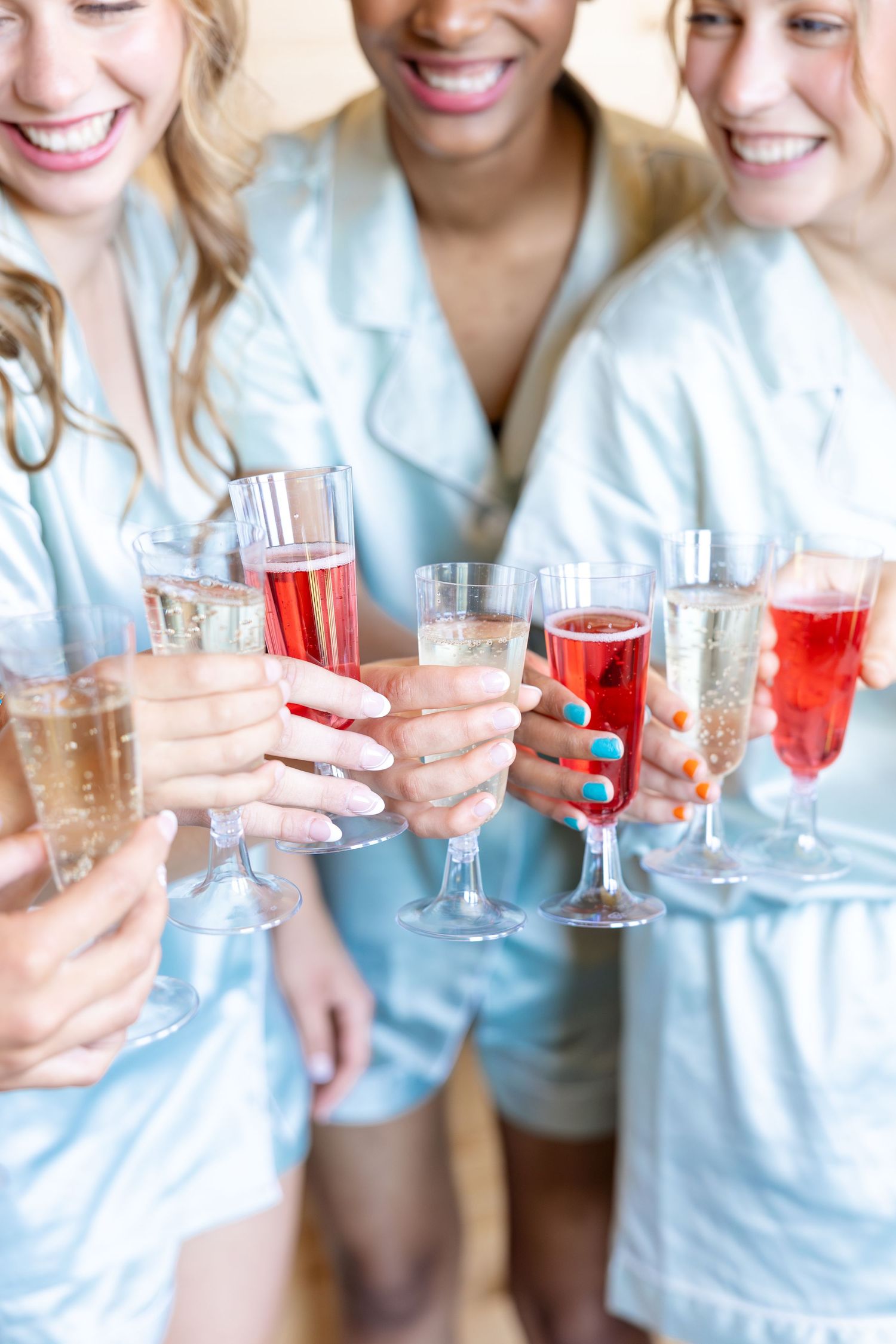 Romantic summer wedding in Northeast Ohio at Heartland on Heritage by Julia and Sean Photography, husband-and-wife wedding photographers.
