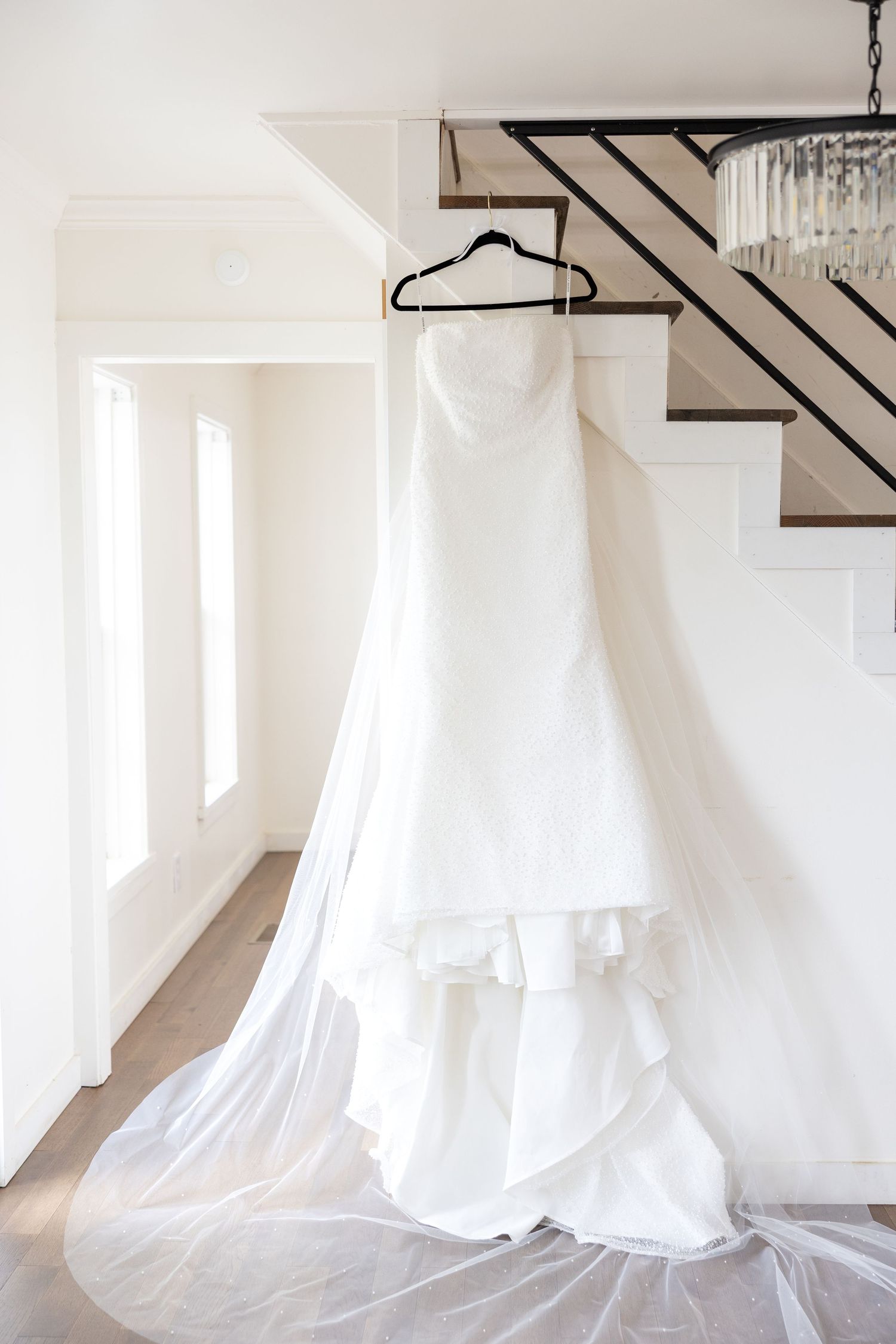 Elegant wedding at The Upton House in Guntersville, Alabama featuring a joyful bride and groom and timeless southern elegance.