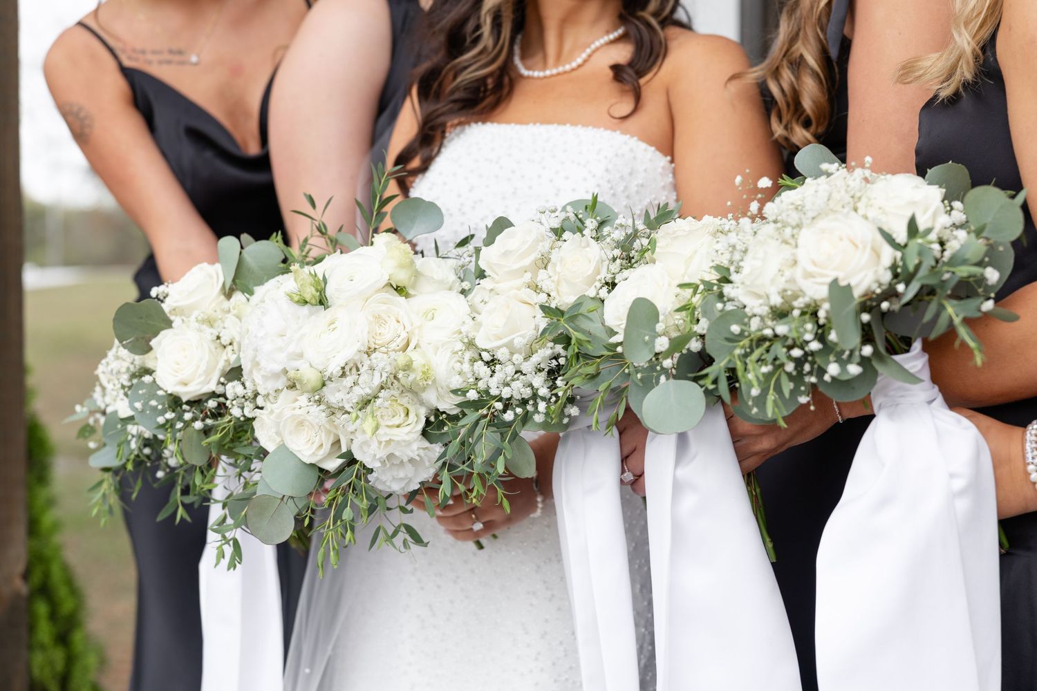 Elegant wedding at The Upton House in Guntersville, Alabama featuring a joyful bride and groom and timeless southern elegance.