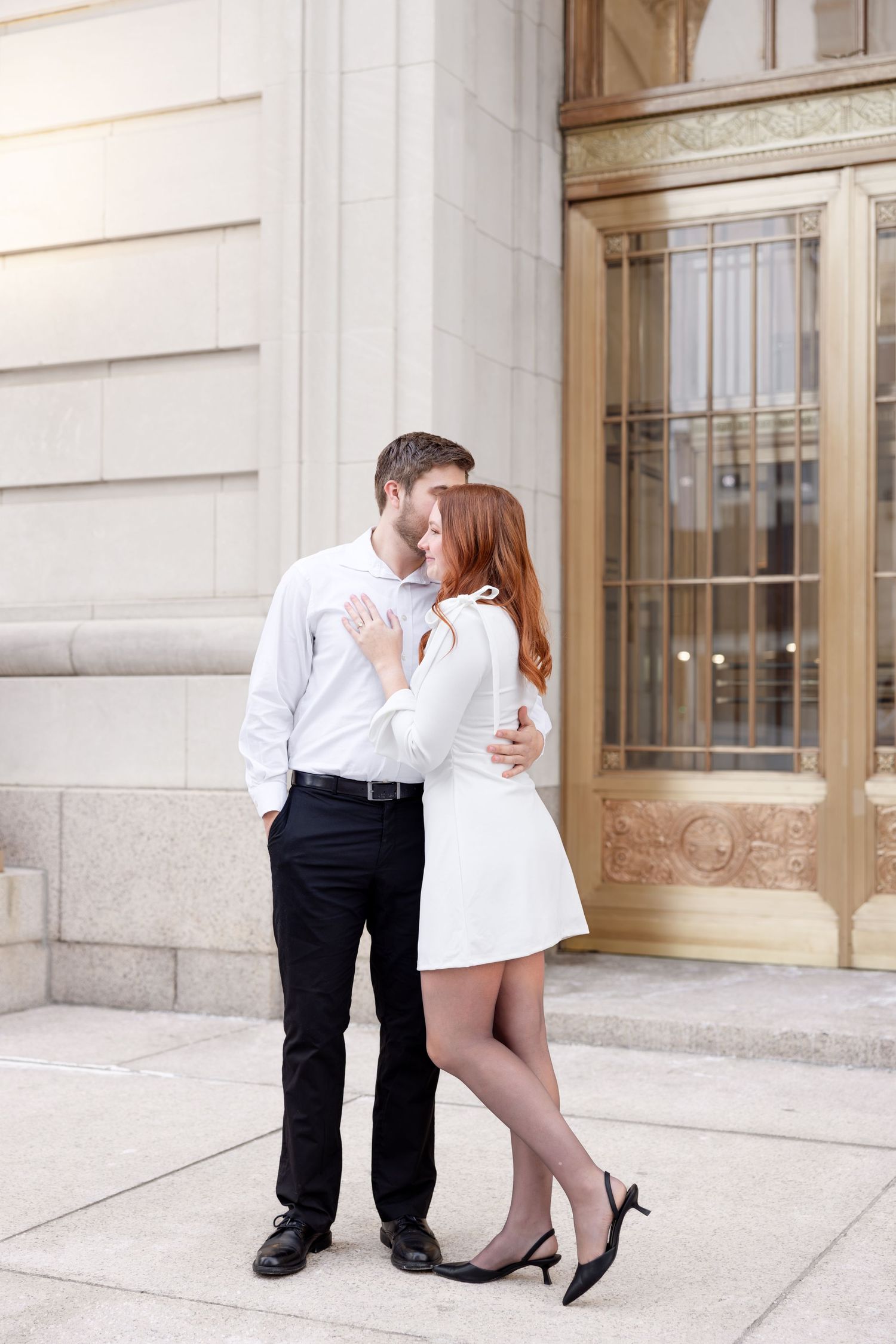 Cincinnati engagement photographer | Julia & Sean Photography | Light and airy wedding photography in Ohio, Kentucky, Tennessee & beyond.