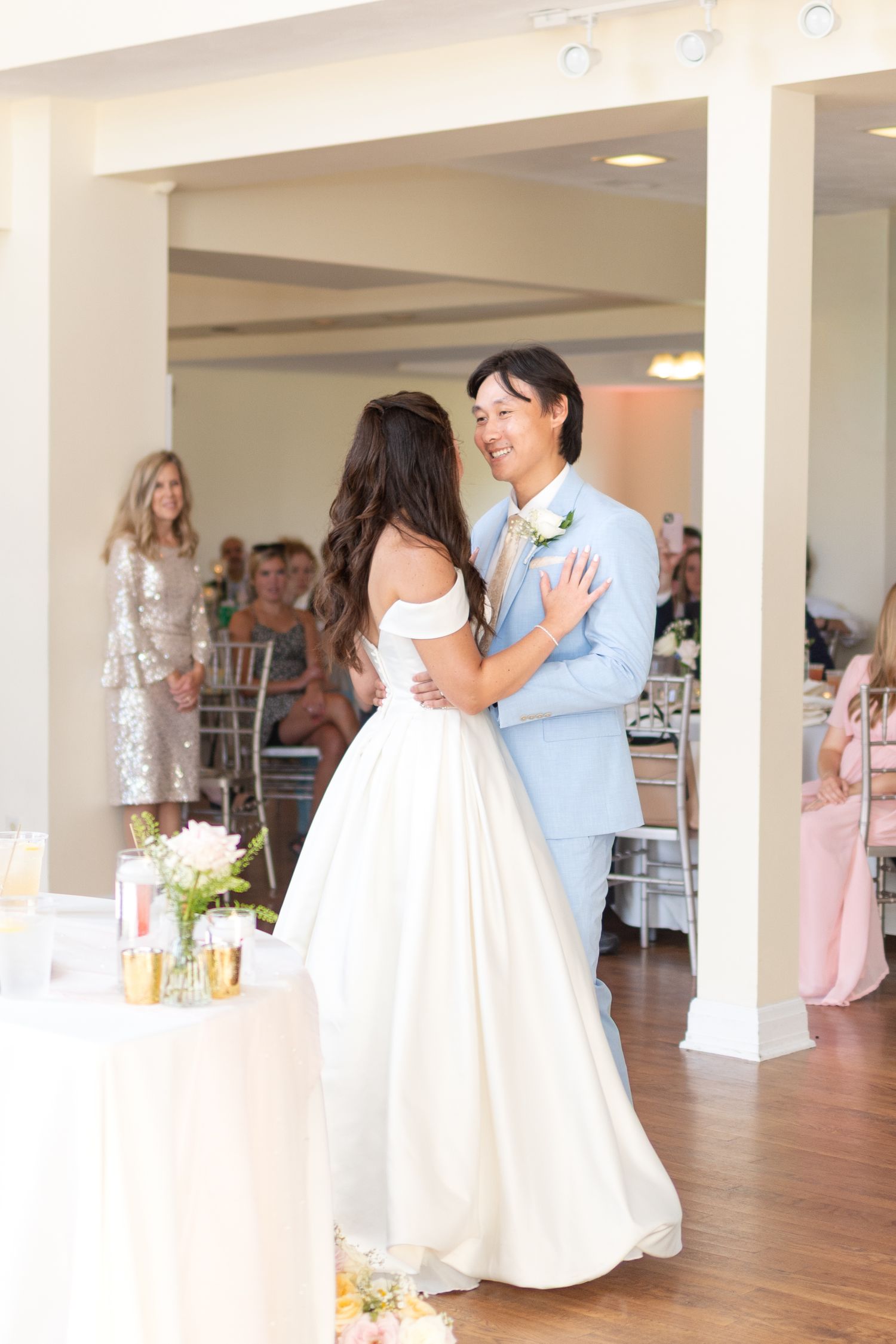 Joyful wedding reception and group dancing at The Estate at Sunset Farm in Bellbrook, Ohio, photographed by Julia and Sean Photography