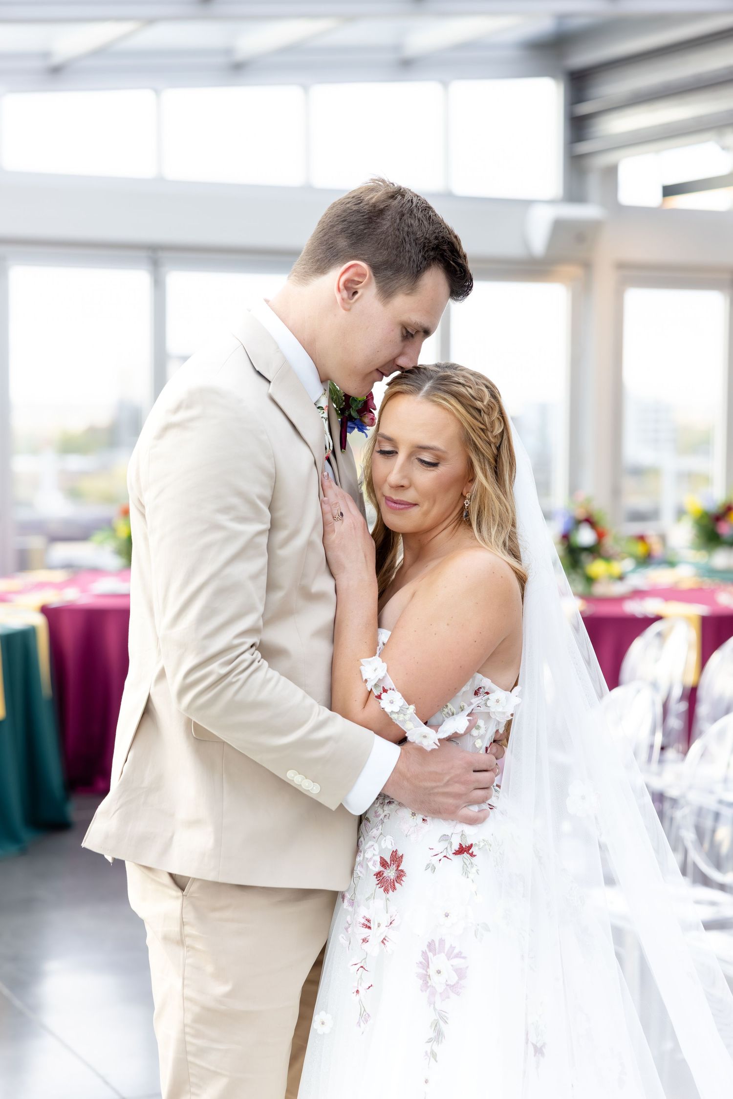 Timeless rooftop wedding at Revery in Columbus by Julia and Sean Photography, serving Dayton, Columbus & Cincinnati.