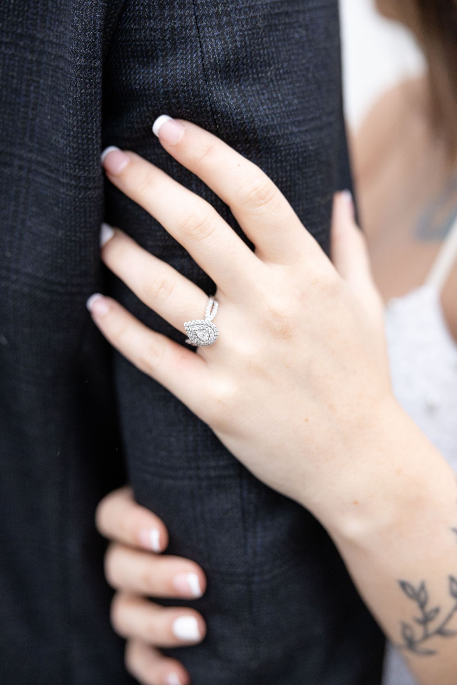 Huntsville engagement photographer | Julia & Sean Photography | Light and airy wedding photography capturing joyful, timeless moments.