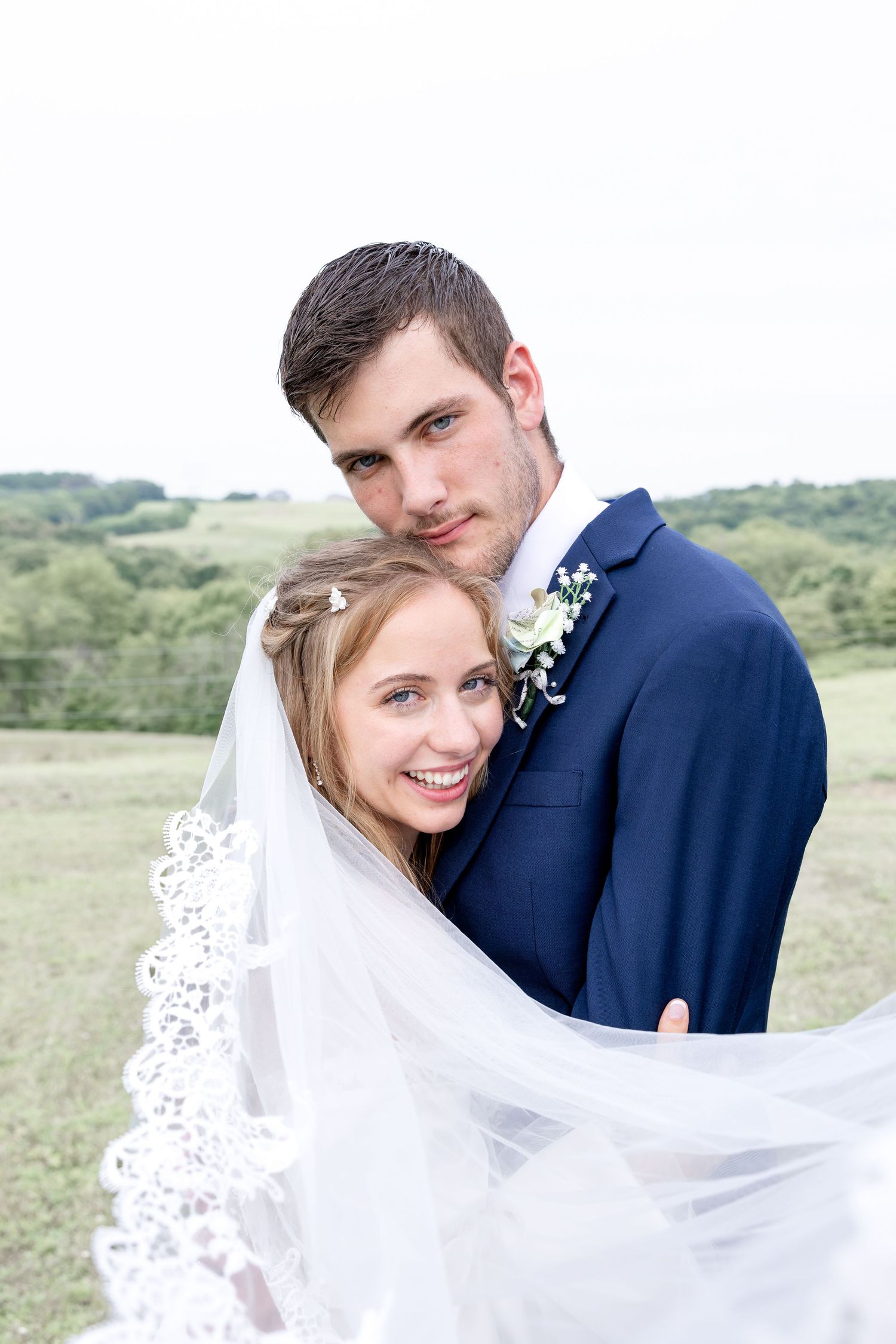 Romantic summer wedding in Northeast Ohio at Heartland on Heritage by Julia and Sean Photography, husband-and-wife wedding photographers.