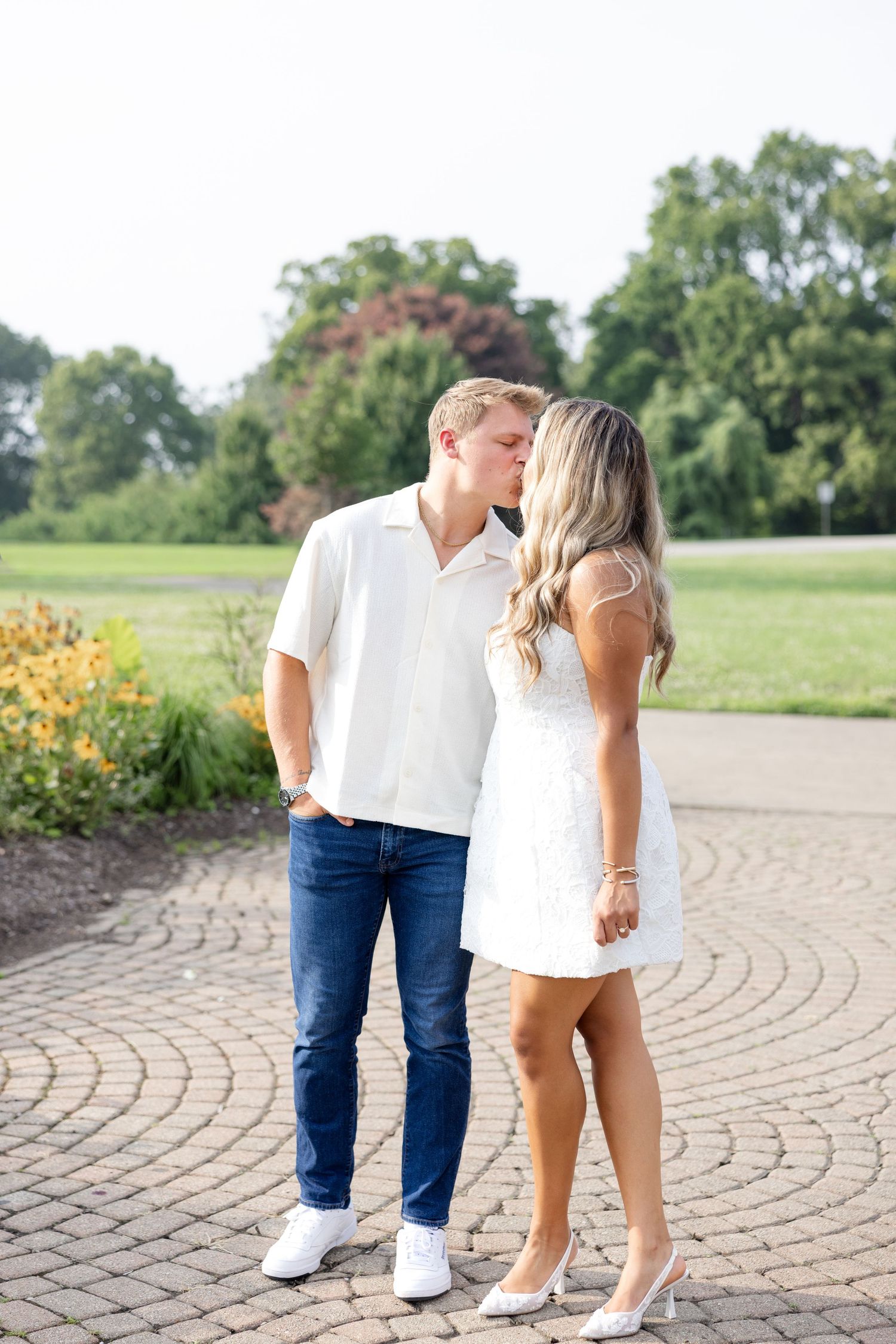 Timeless engagement photos at Ault Park by a Cincinnati wedding photographer.