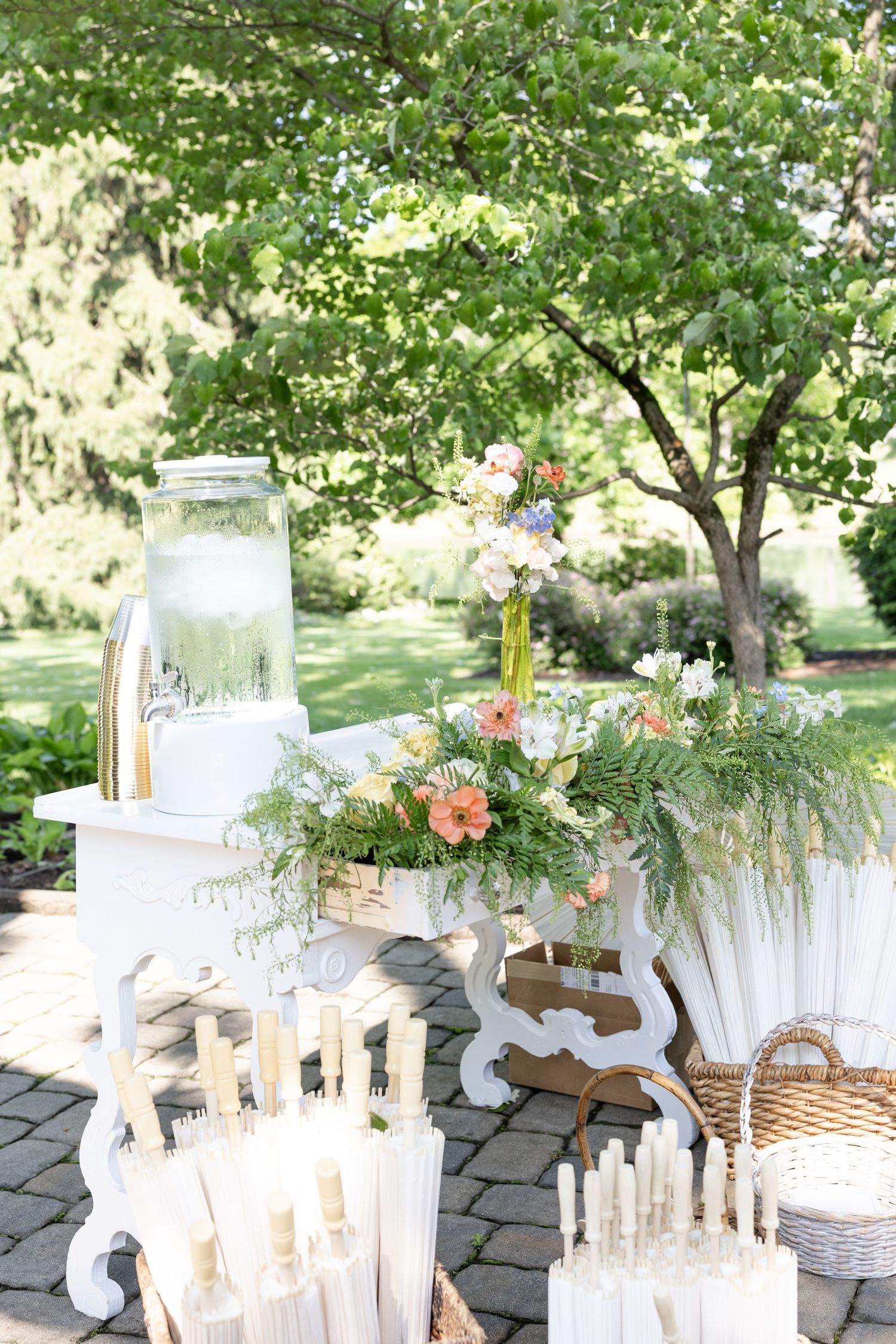 Timeless wedding inspiration at The Beverly Mansion featuring romantic portraits, elegant details, and a joyful celebration in Marengo, Ohio
