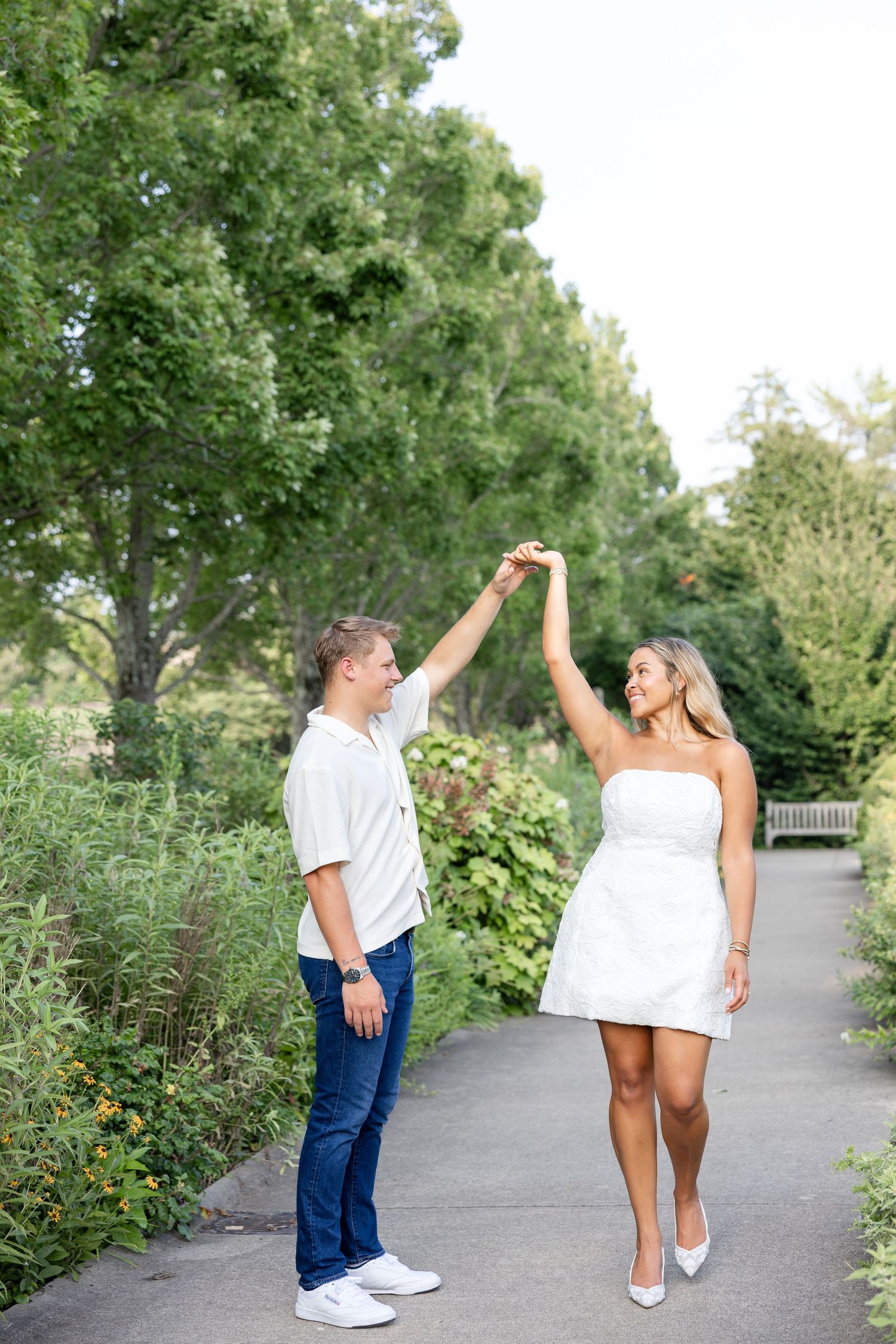 Timeless engagement photos at Ault Park by a Cincinnati wedding photographer.