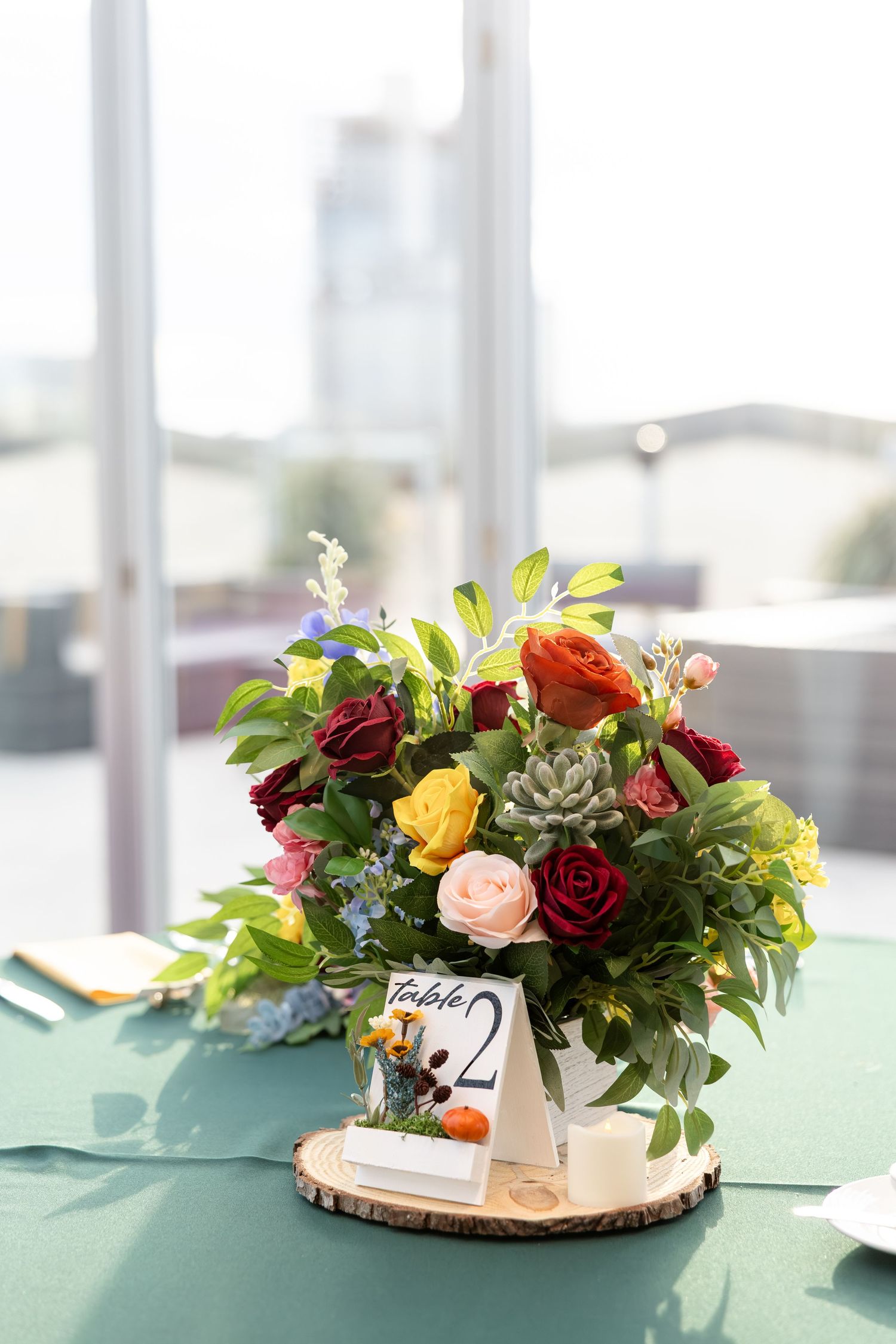 Timeless rooftop wedding at Revery in Columbus by Julia and Sean Photography, serving Dayton, Columbus & Cincinnati.