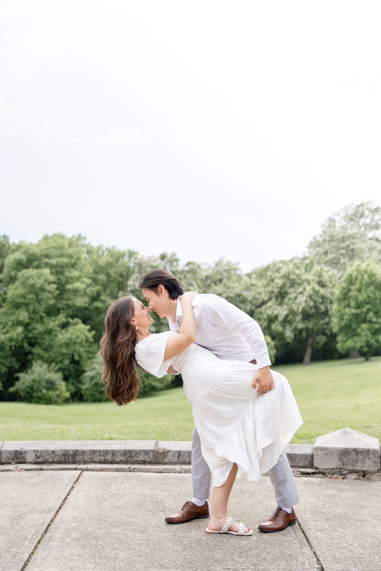 Romantic engagement photos at Mt. Echo Park overlooking the Cincinnati skyline in Cincinnati, Ohio by Julia and Sean Photography