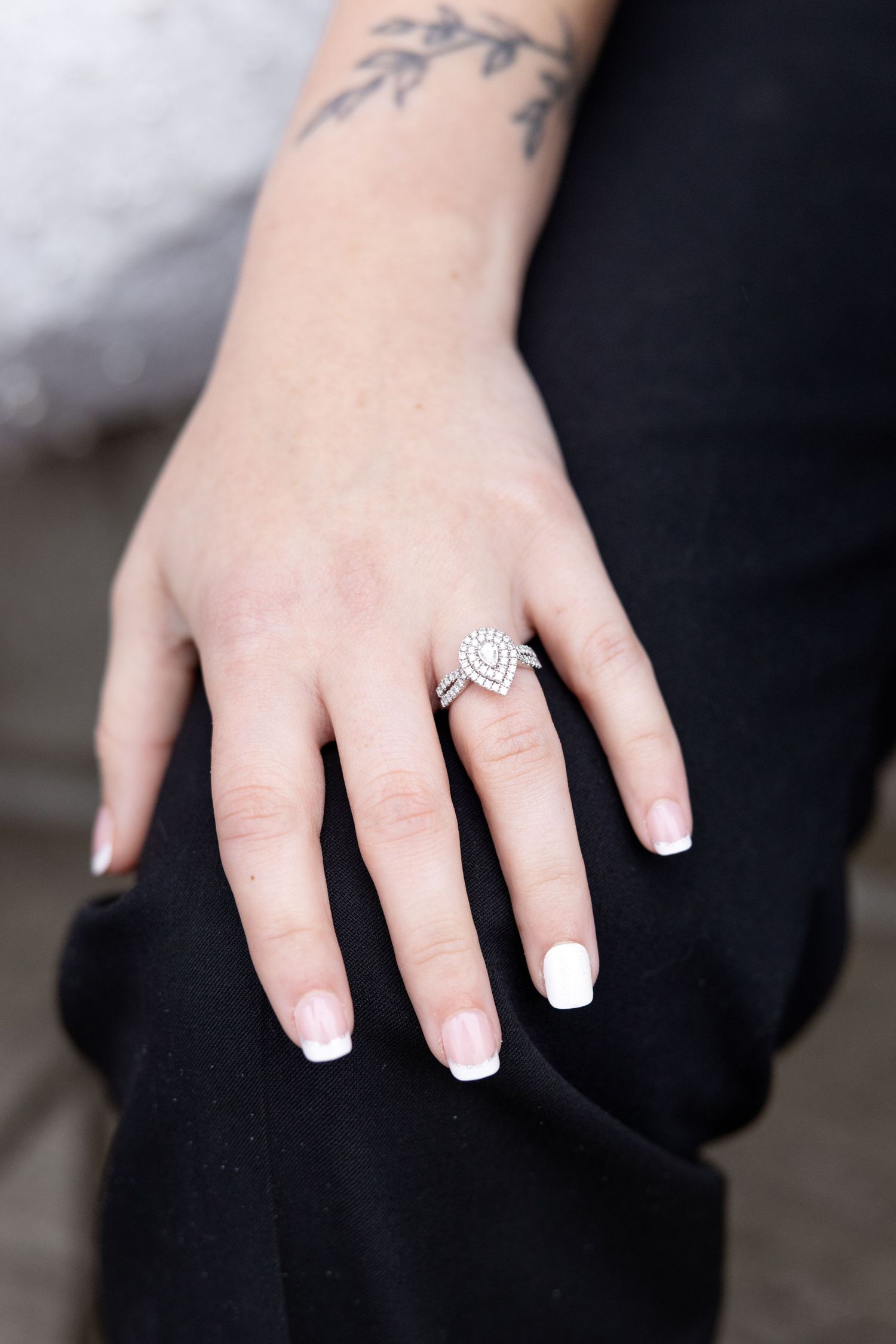 Huntsville engagement photographer | Julia & Sean Photography | Light and airy wedding photography capturing joyful, timeless moments.