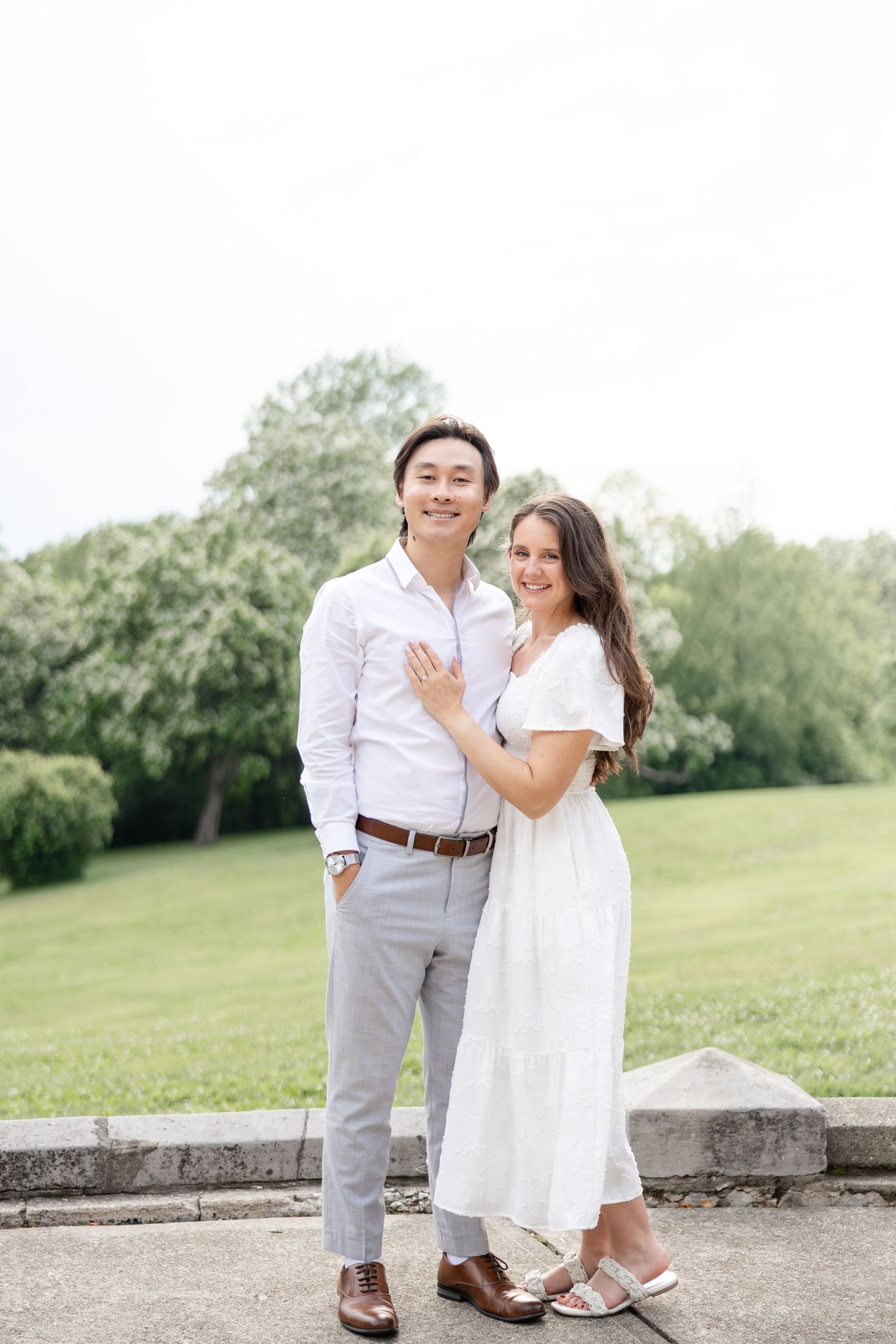 Romantic engagement photos at Mt. Echo Park overlooking the Cincinnati skyline in Cincinnati, Ohio by Julia and Sean Photography