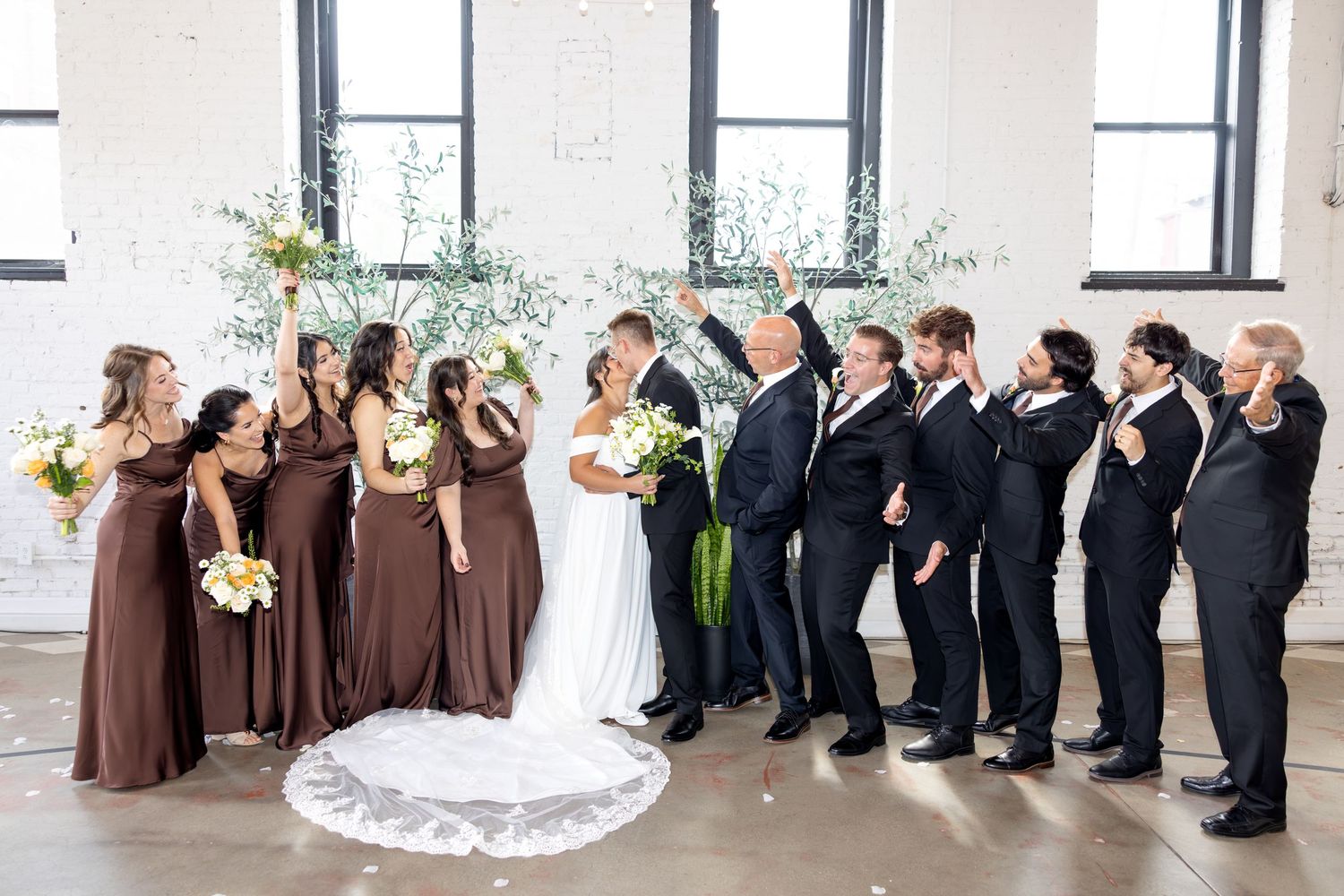 Timeless wedding portraits at Flat 51 in downtown Columbus, Ohio, by Columbus wedding photographers with a light and airy style.