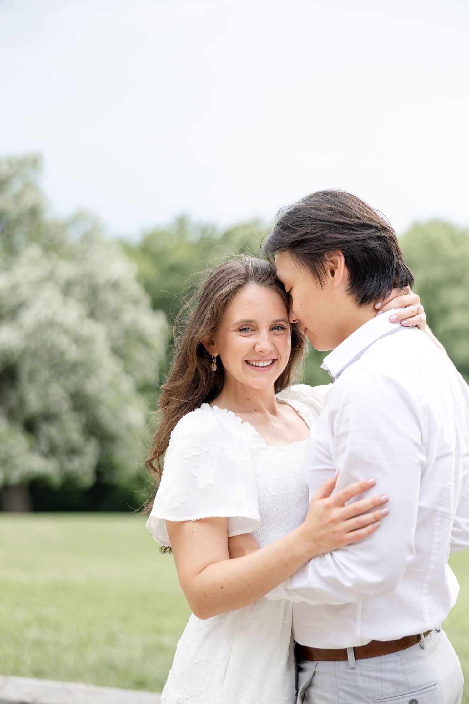 Romantic engagement photos at Mt. Echo Park overlooking the Cincinnati skyline in Cincinnati, Ohio by Julia and Sean Photography