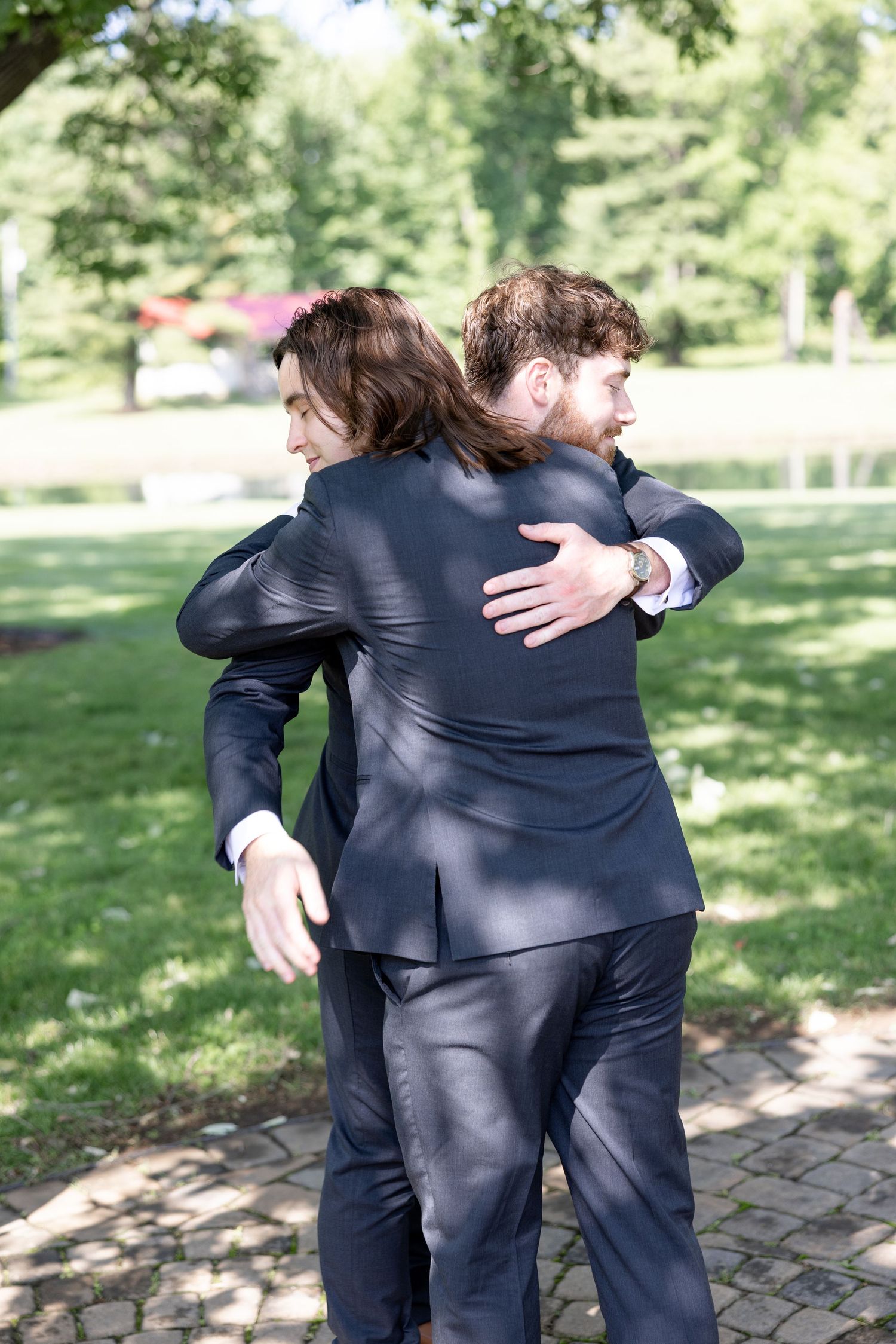 Timeless wedding inspiration at The Beverly Mansion featuring romantic portraits, elegant details, and a joyful celebration in Marengo, Ohio
