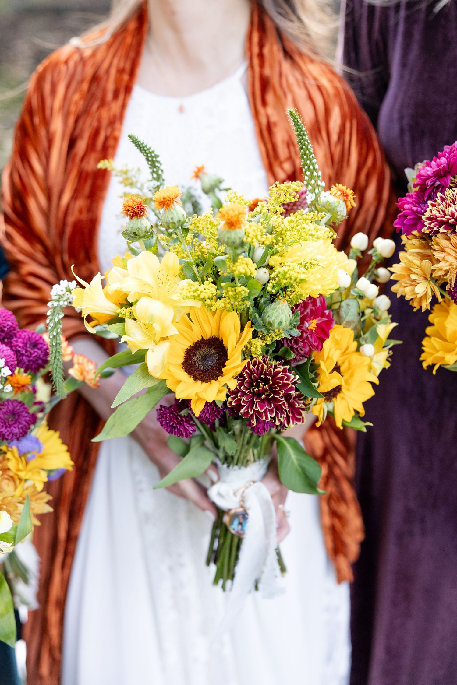 Light, airy wedding photography in Cleveland, Ohio. Ohio Wedding Photographers - Julia and Sean Photography, timeless, joyful wedding photos