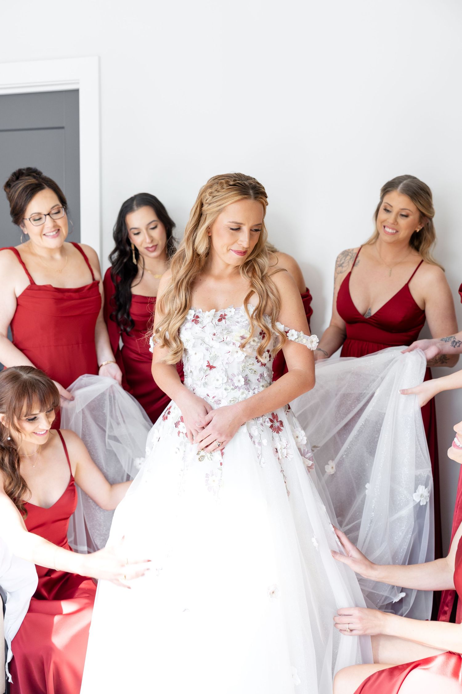 Timeless rooftop wedding at Revery in Columbus by Julia and Sean Photography, serving Dayton, Columbus & Cincinnati.