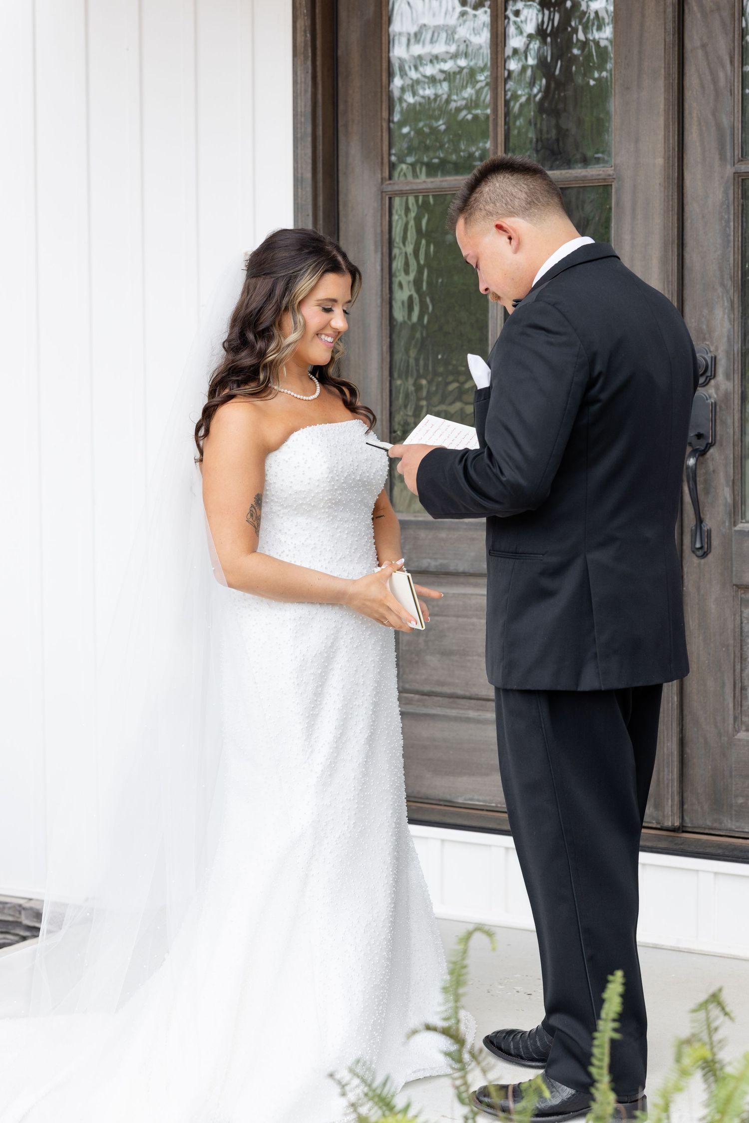Elegant wedding at The Upton House in Guntersville, Alabama featuring a joyful bride and groom and timeless southern elegance.