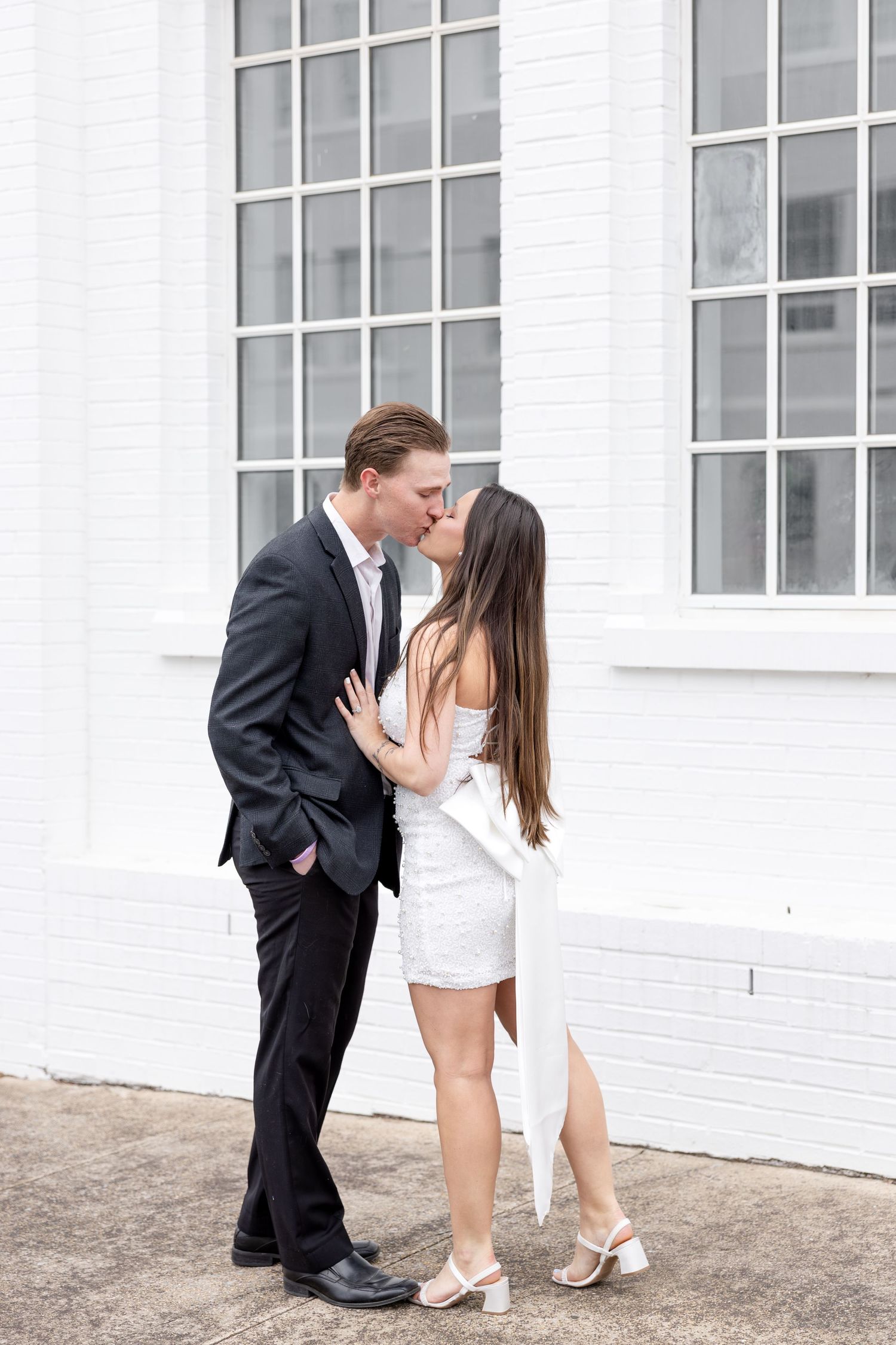 Huntsville engagement photographer | Julia & Sean Photography | Light and airy wedding photography capturing joyful, timeless moments.
