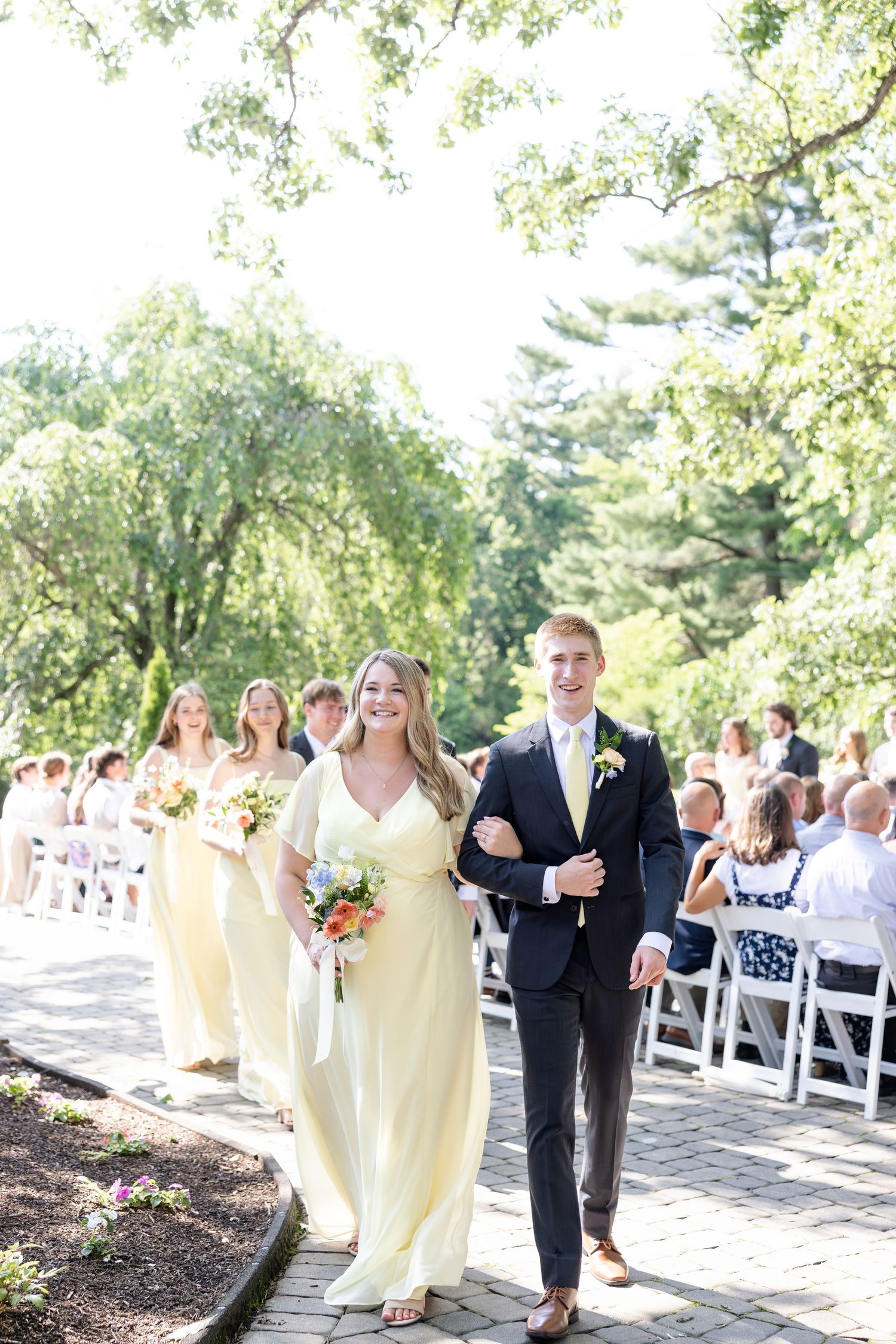 Timeless wedding inspiration at The Beverly Mansion featuring romantic portraits, elegant details, and a joyful celebration in Marengo, Ohio