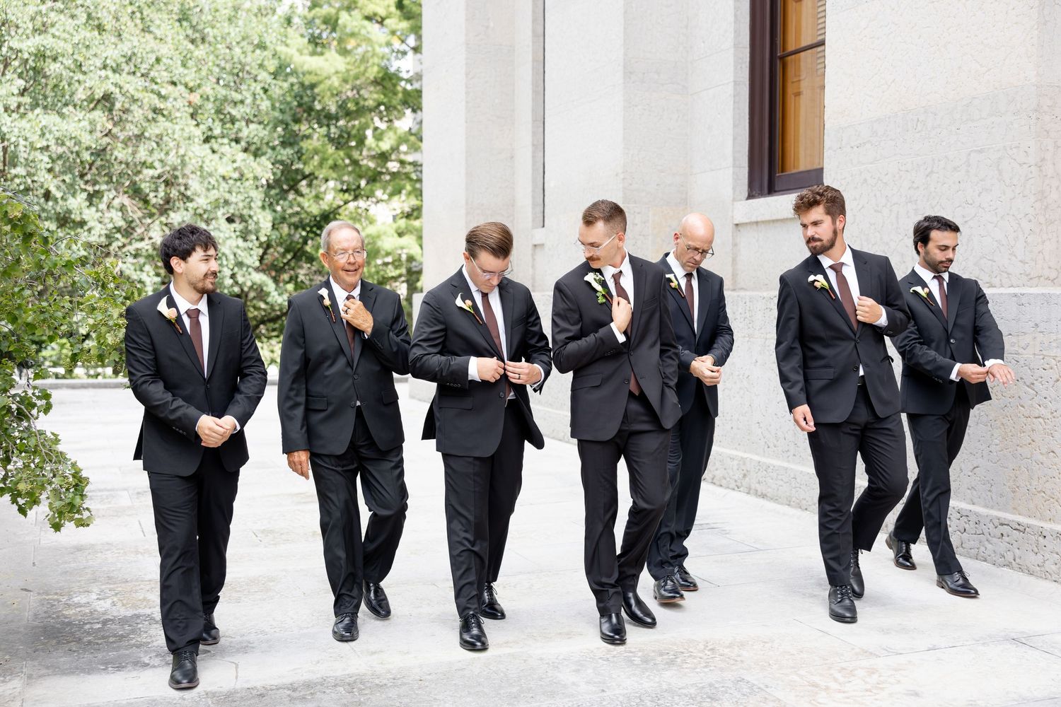 Elegant wedding portraits at Flat 51 in downtown Columbus, Ohio, photographed by Columbus wedding photographers Julia & Sean Photography.