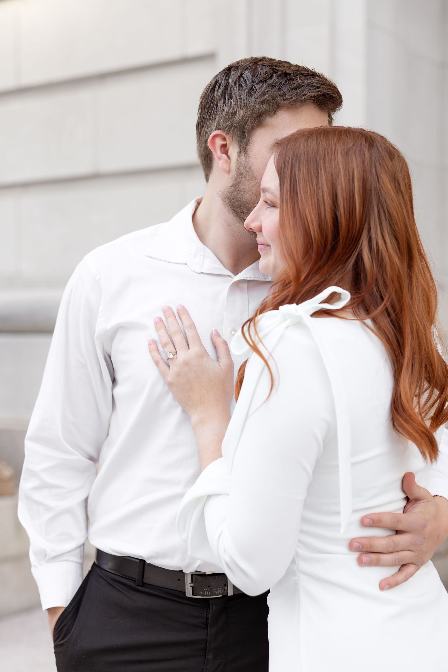 Cincinnati engagement photographer | Julia & Sean Photography | Light and airy wedding photography in Ohio, Kentucky, Tennessee & beyond.