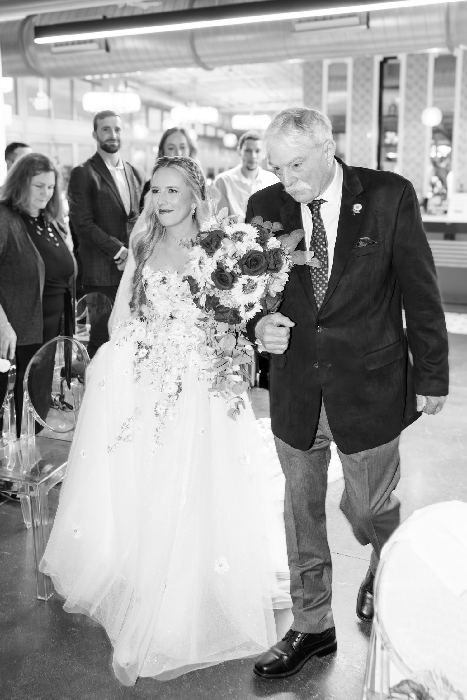 Timeless rooftop wedding at Revery in Columbus by Julia and Sean Photography, serving Dayton, Columbus & Cincinnati.