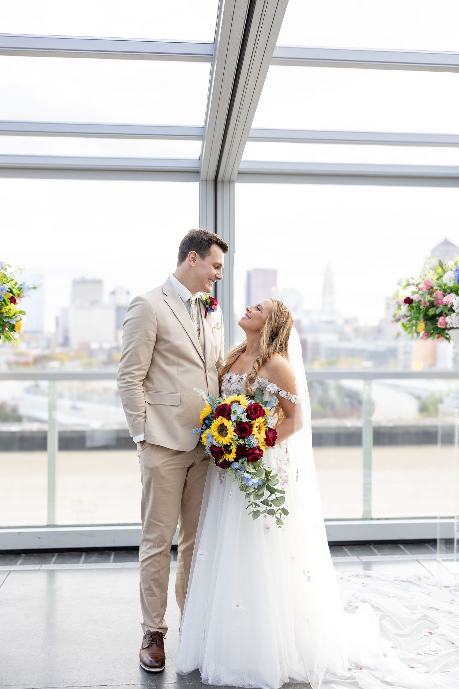 Timeless rooftop wedding at Revery in Columbus by Julia and Sean Photography, serving Dayton, Columbus & Cincinnati.