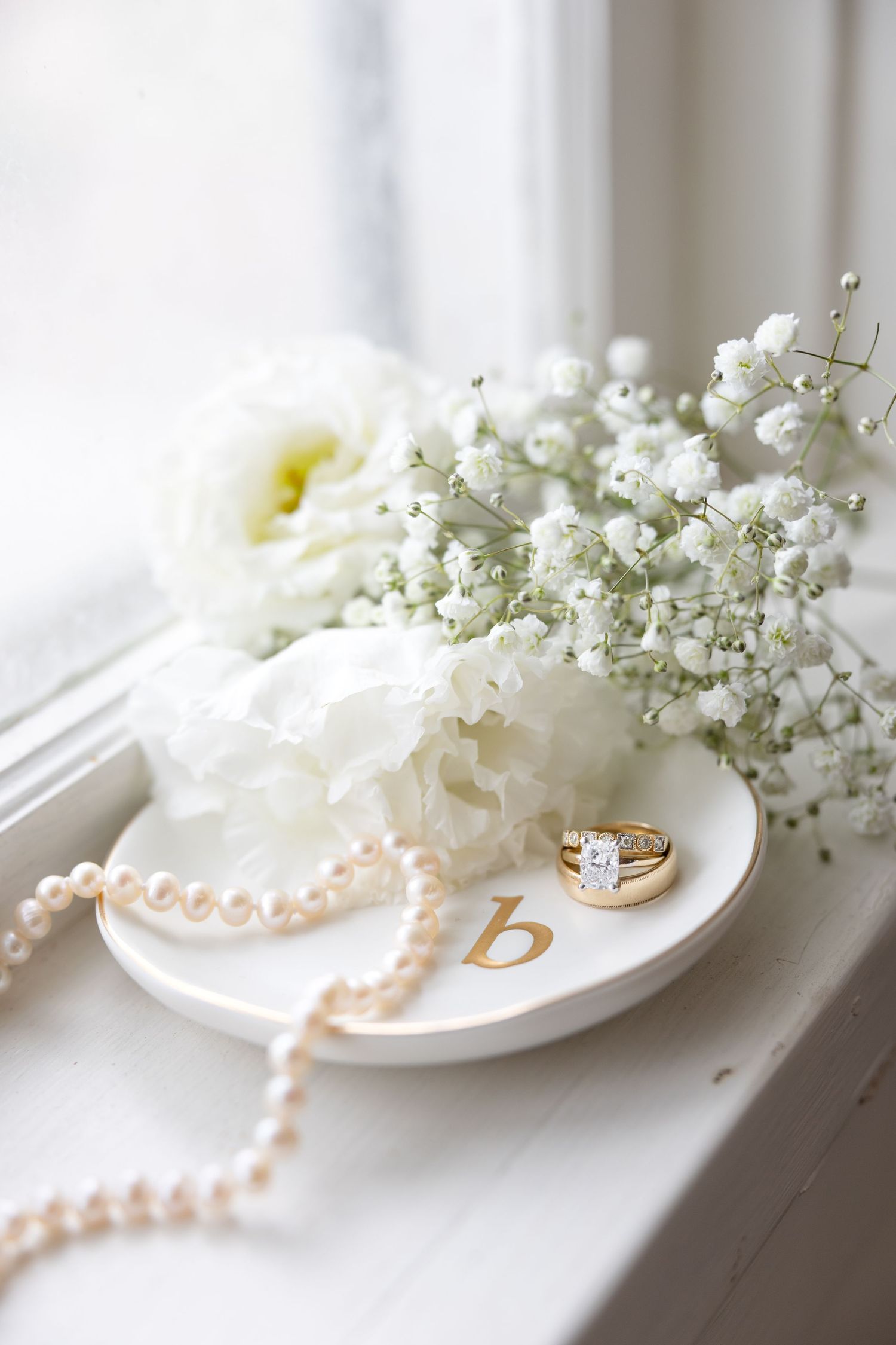 Elegant wedding at The Upton House in Guntersville, Alabama featuring a joyful bride and groom and timeless southern elegance.