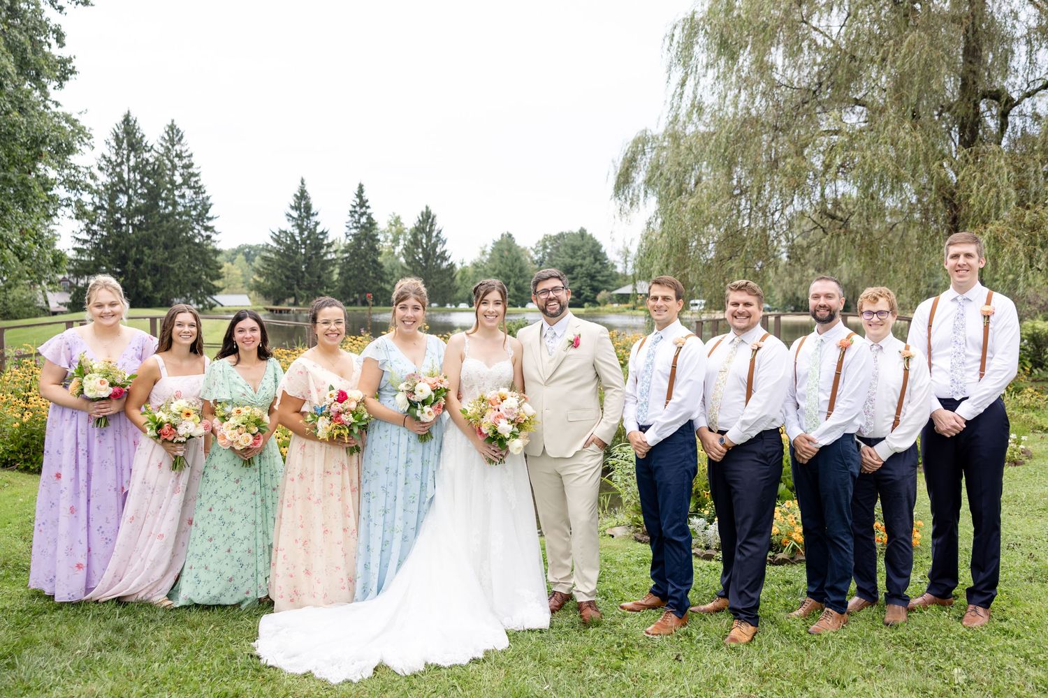 Romantic Meadow Ridge Events wedding in Windsor, Ohio photographed by Julia & Sean Photography, Northeast Ohio wedding photographers.