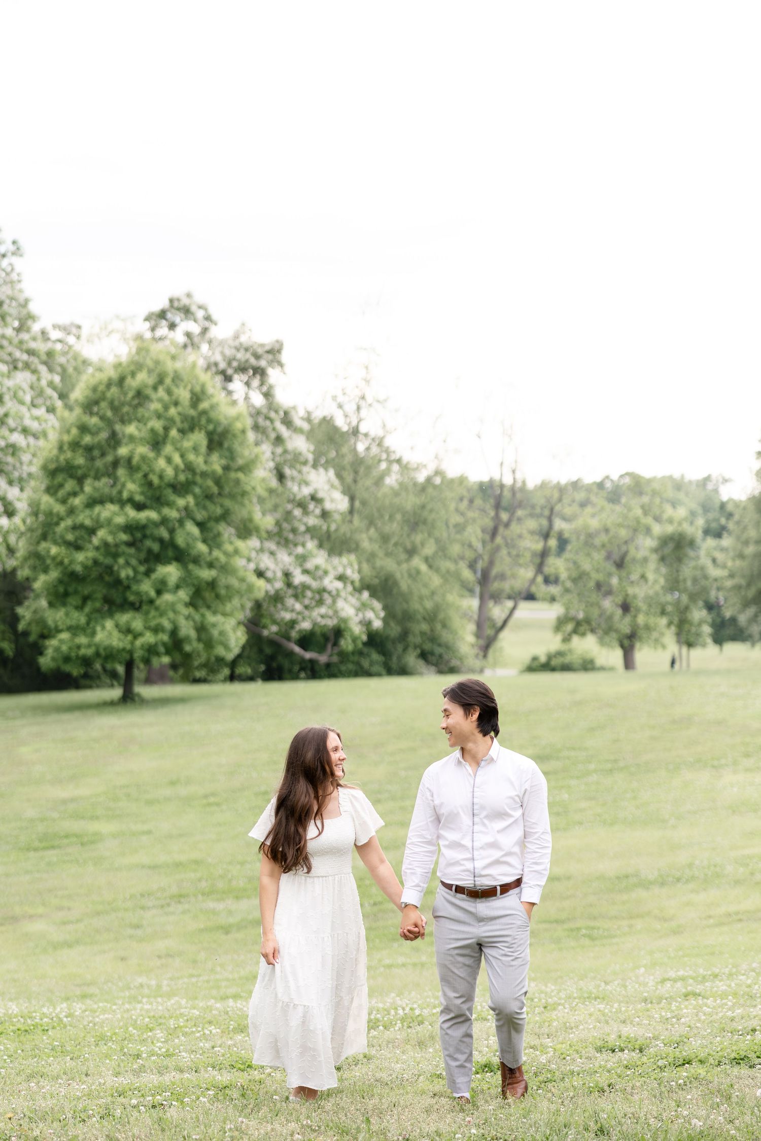 Romantic engagement photos at Mt. Echo Park overlooking the Cincinnati skyline in Cincinnati, Ohio by Julia and Sean Photography