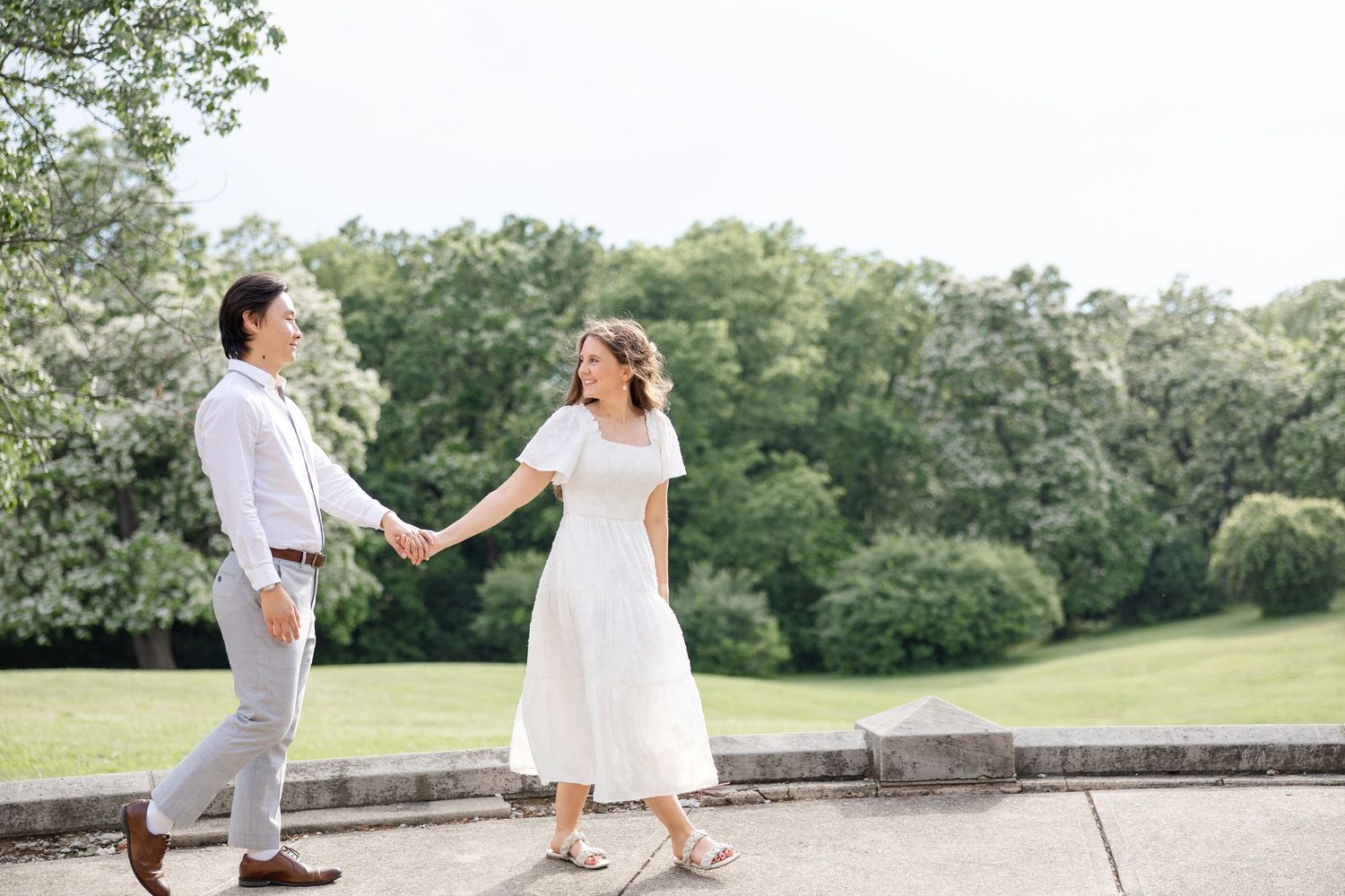 Romantic engagement photos at Mt. Echo Park overlooking the Cincinnati skyline in Cincinnati, Ohio by Julia and Sean Photography