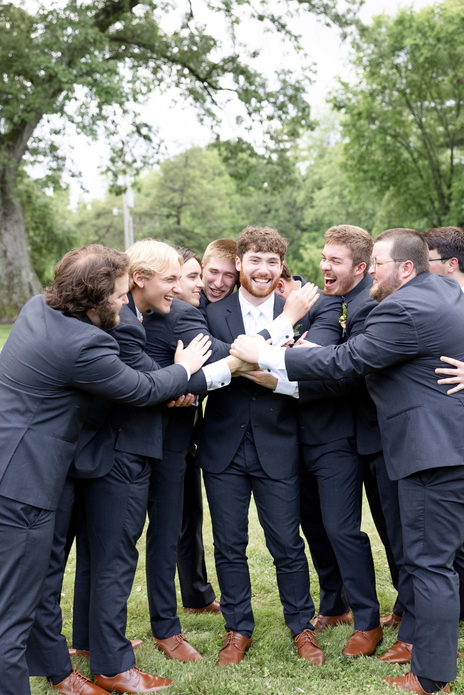 Elegant summer wedding at The Beverly Mansion in Marengo, Ohio captured by Dayton wedding photographers Julia & Sean Photography.