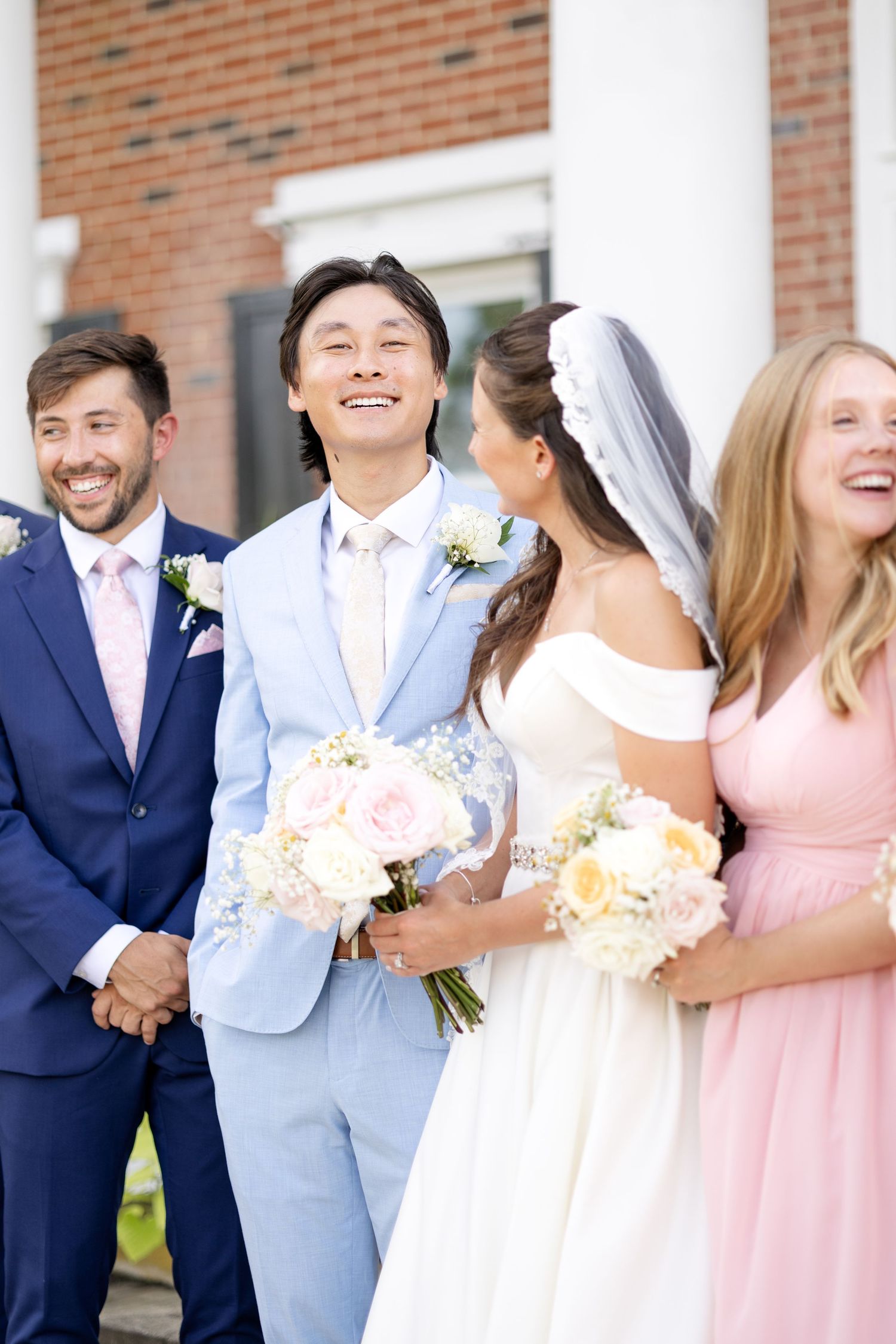 Light and airy wedding photography of a newly married couple at The Estate at Sunset Farm in Bellbrook, Ohio, by Julia and Sean Photography
